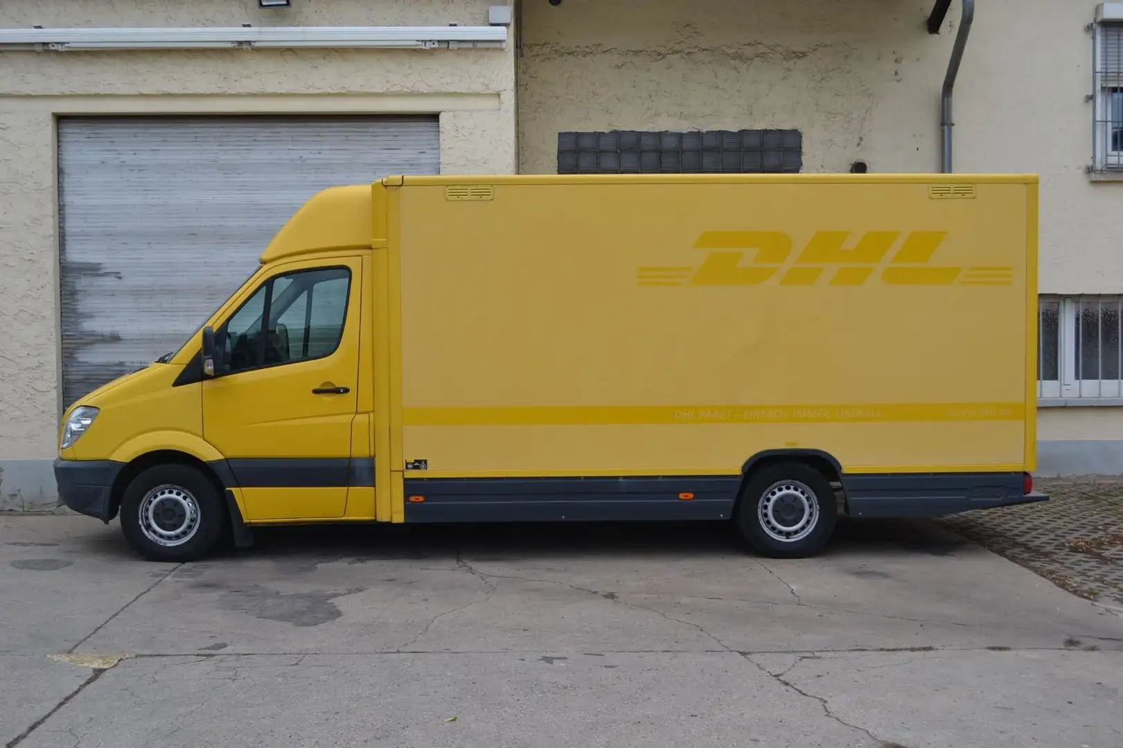 Mercedes-Benz Sprinter II 310CDI Postkoffer Koffer Regal Maxi Gelb - 2
