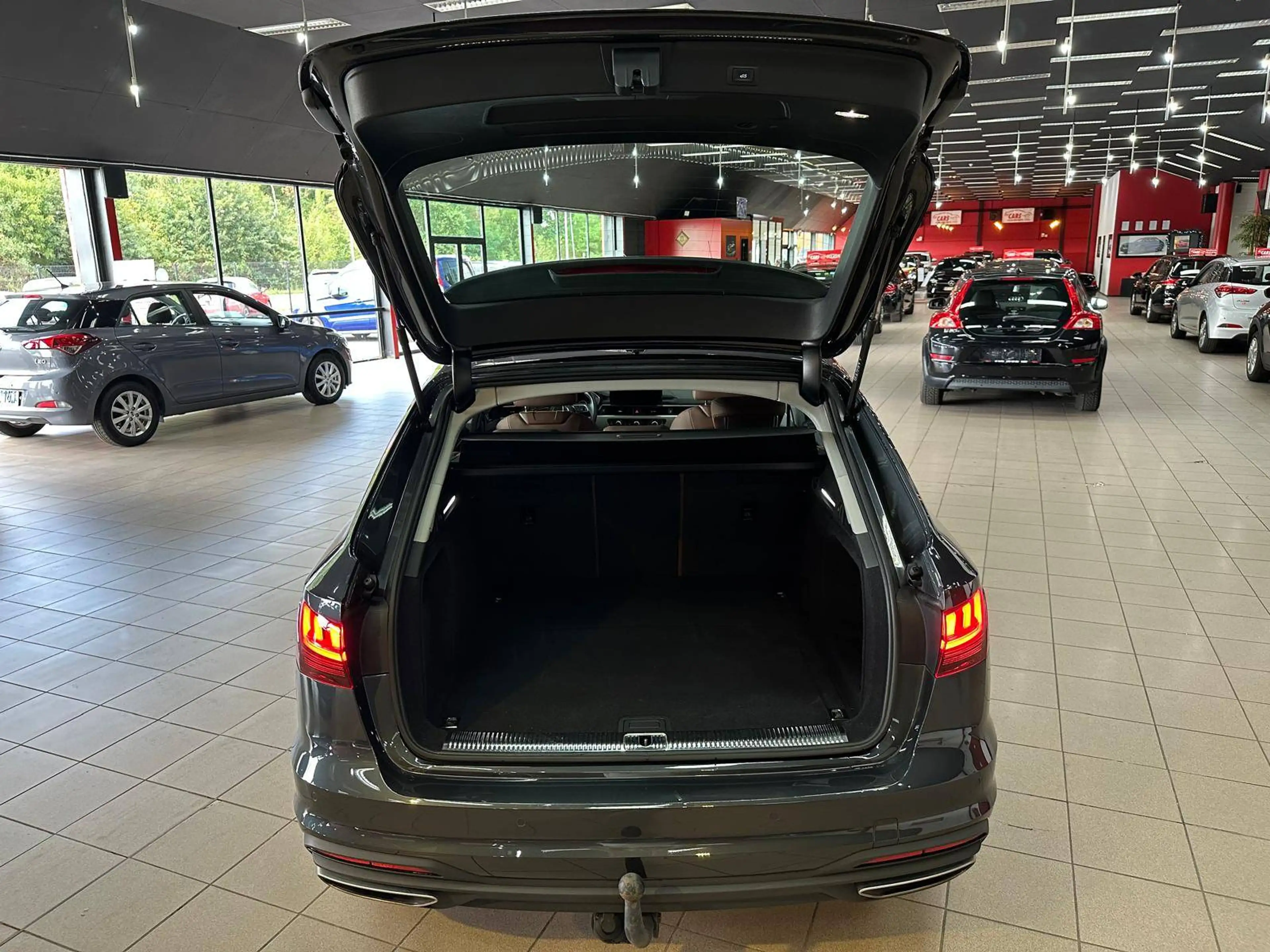Audi A4 A4 Avant 35 TFSI Business Edition S tronic*1STE EIGENAAR*CRUISE CONTROL*VIRTUAL COCKPIT*NAVIGATIE*AIRCO*TREKHAAK — photo 7