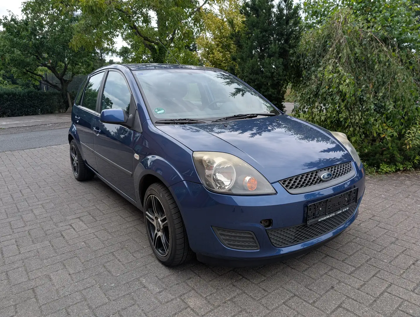 Ford Fiesta Fiesta  5-Türer 1.4 Connection Blau - 1