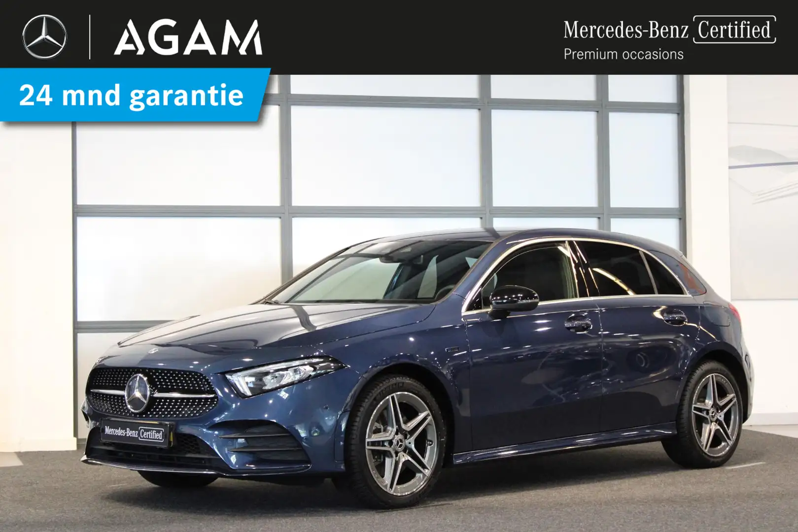 Mercedes-Benz A 250 Hatchback e Business Solution AMG Limited Panorama Blauw - 1
