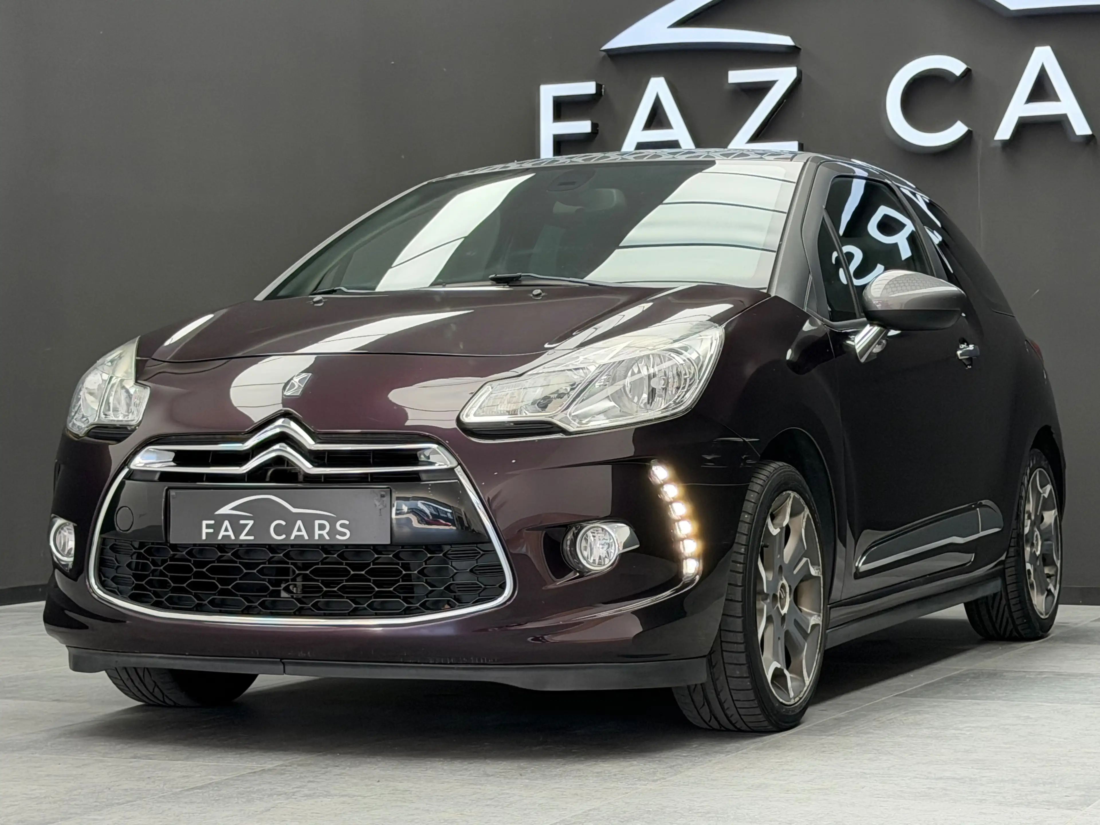 Citroen DS3 1.2 VTi So Chic * 1ER PROP + GPS + GARANTIE * — photo 2