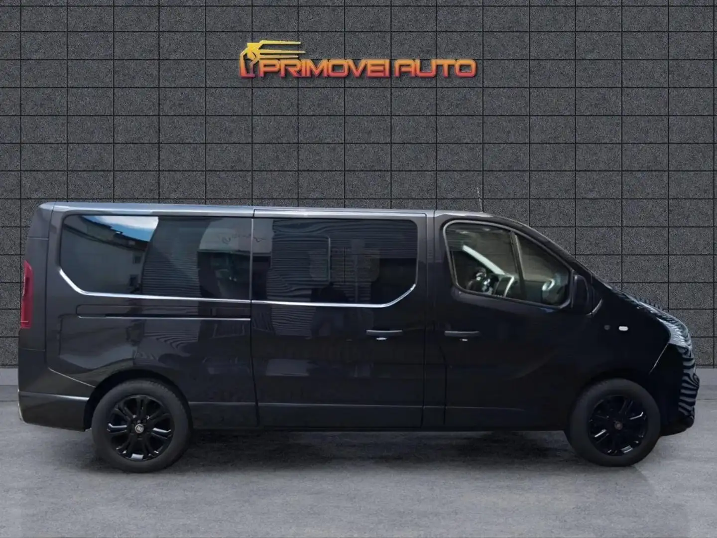 Renault Trafic 2.0 Ecojet 145CV L2 H1 PRONTA CONSEGNA Nero - 2