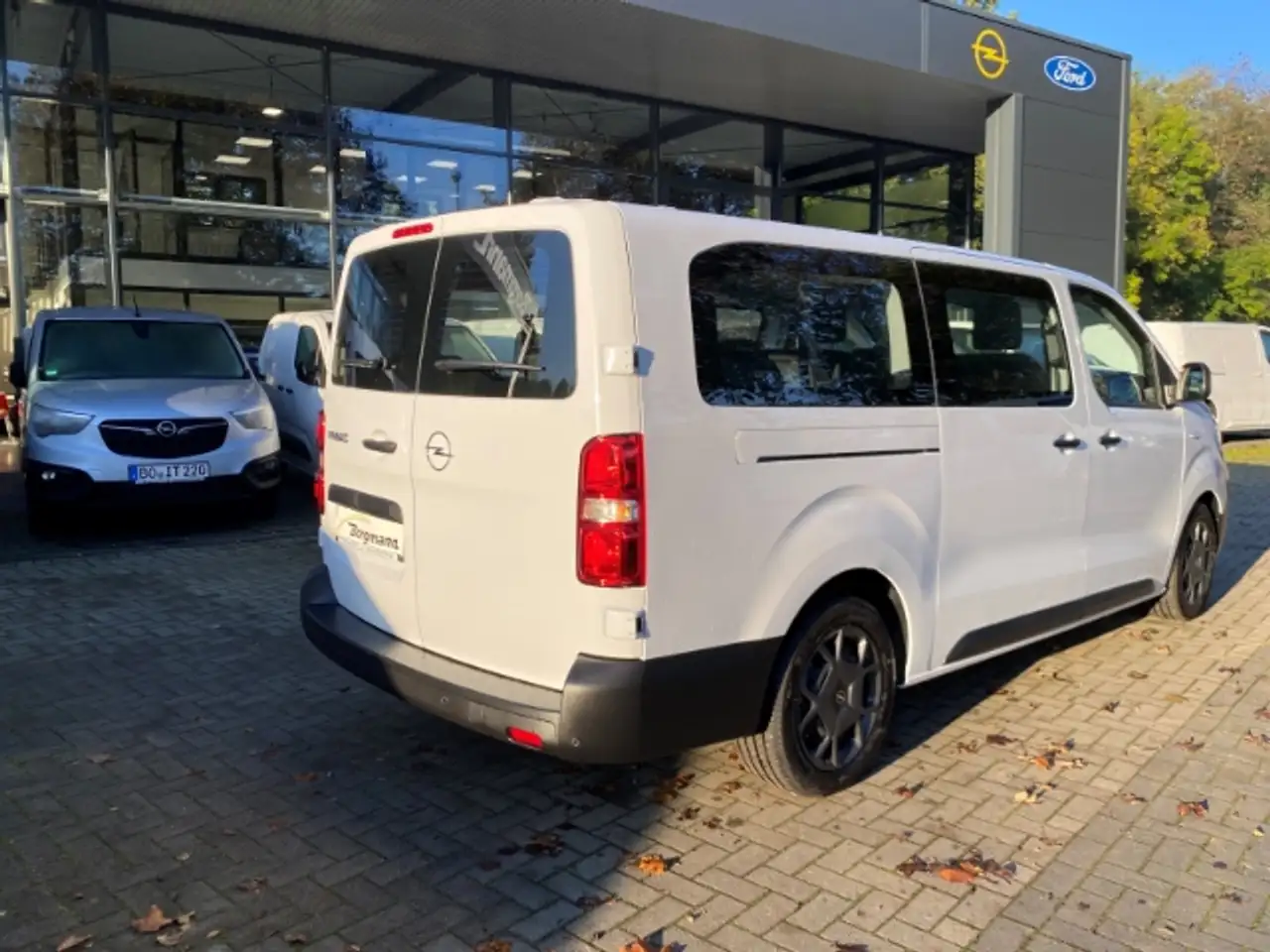 Opel Vivaro Kombi 9-Sitzer Navi LED digit.Cockpit AppleCarPlay 3