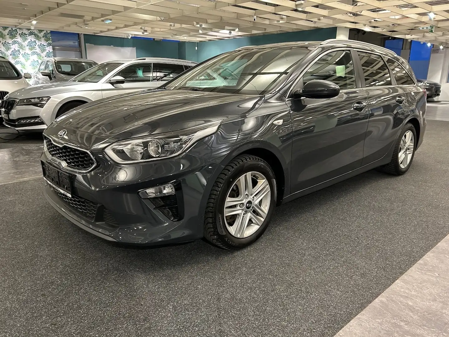 Kia Ceed SW / cee'd SW 1,6 CRDi Silber *Pickerl neu* Grau - 1