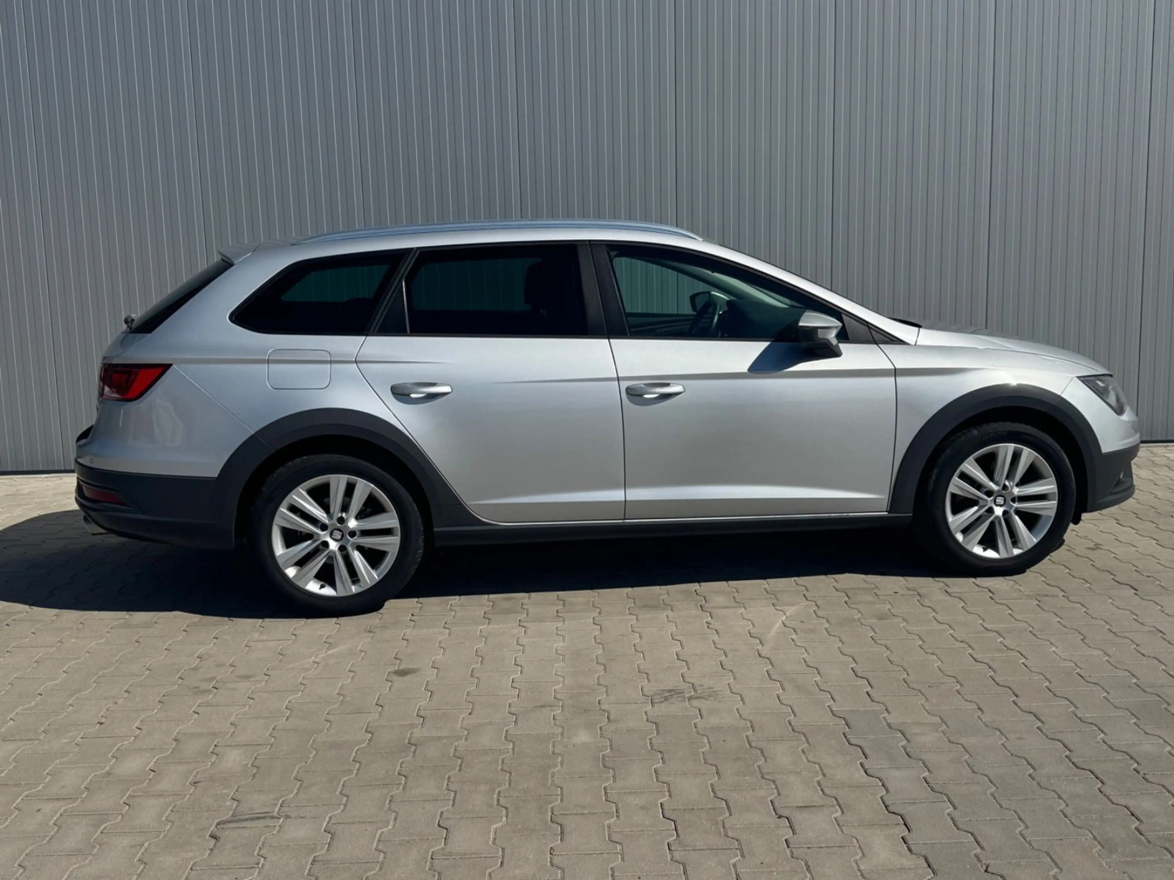 SEAT Leon X-PERIENCE 1.8 TSI 132kW 4Dri. DSG — photo 4