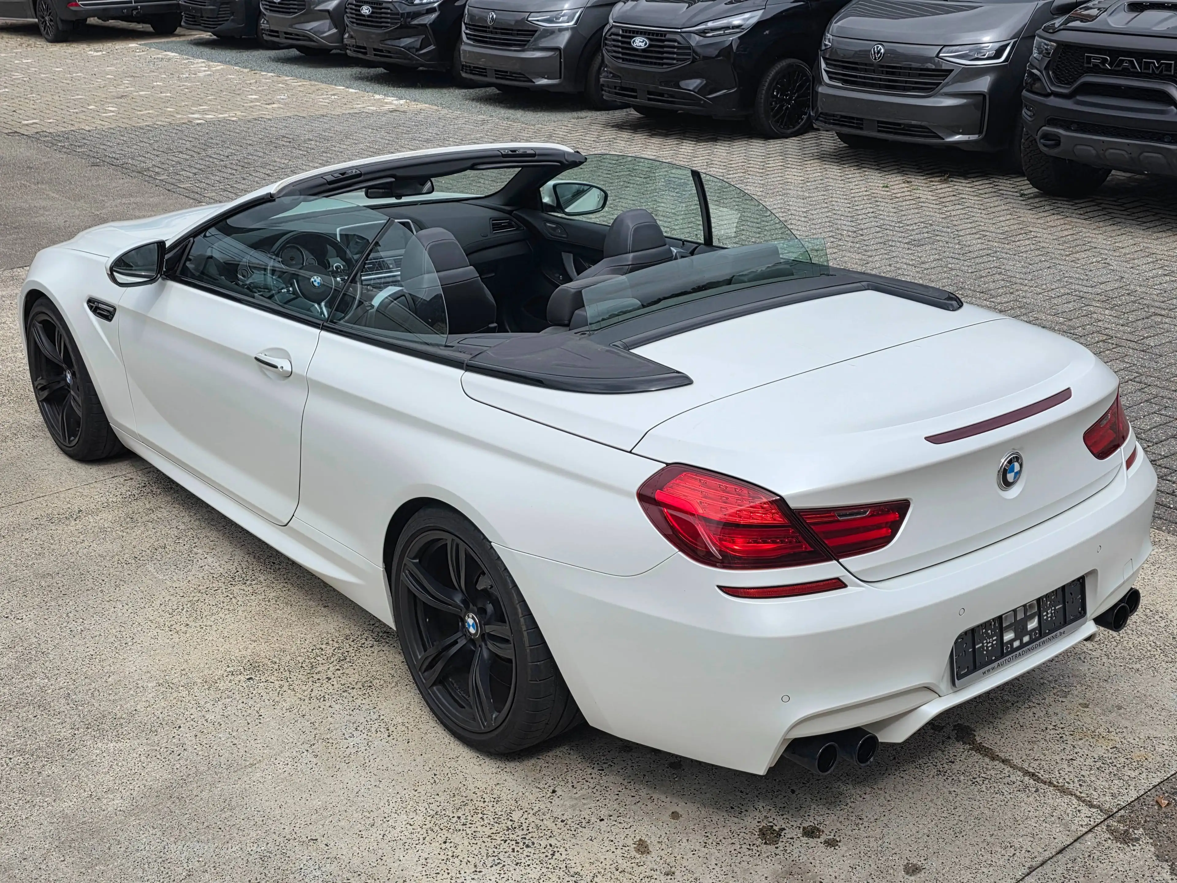 BMW M6 Competition - 4.4 Benzine V8 575PK - Frozen White — photo 13