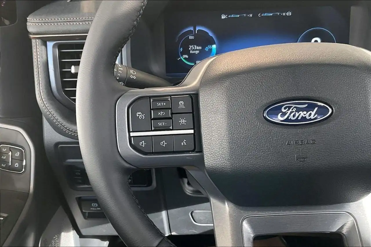 Ford F 150 Lightning снимка Ford F 150 Lightning