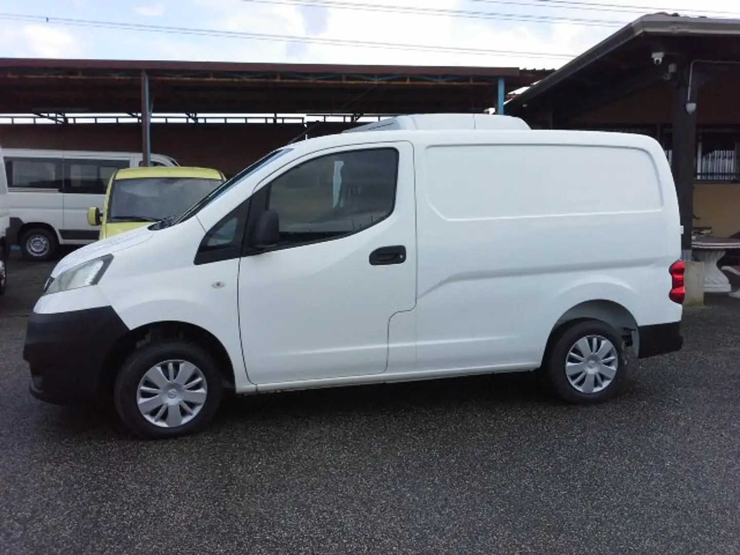 Nissan NV200 1.5 dci 90cv FURGONE COMODO PER VIALI STRETTI Beyaz - 1