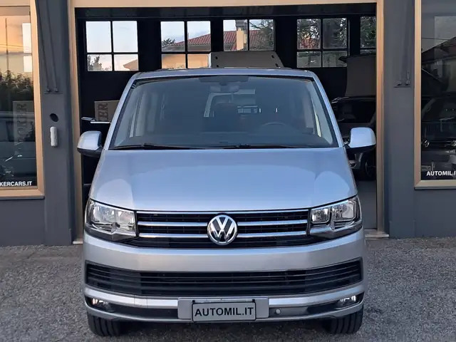 Volkswagen T6 Caravelle 9 POSTI P.N. 2.0 TDI 150 CV