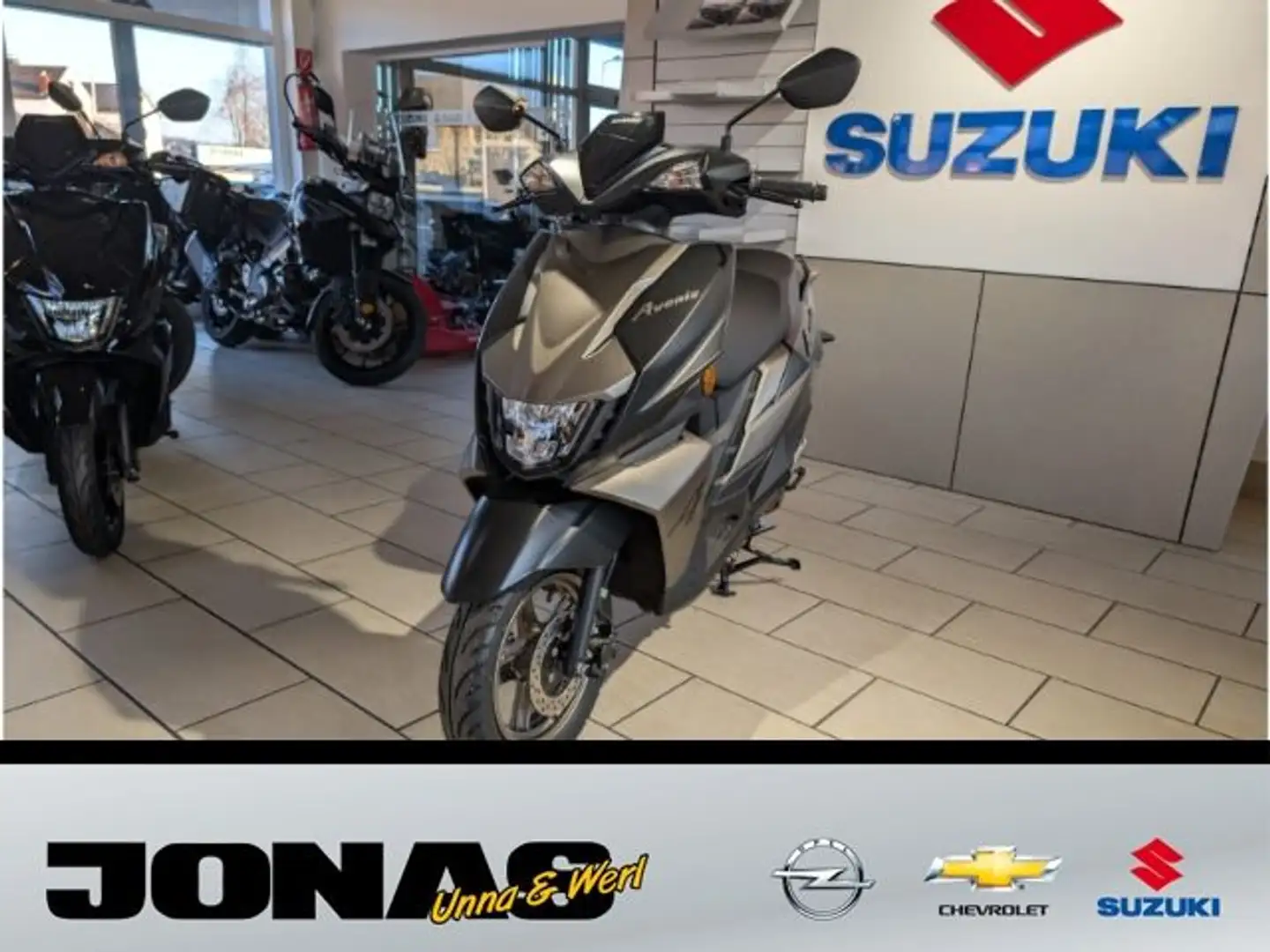 Suzuki Avenis 125 Demo Fahrzeug in Menden bei Jonas Negro - 1
