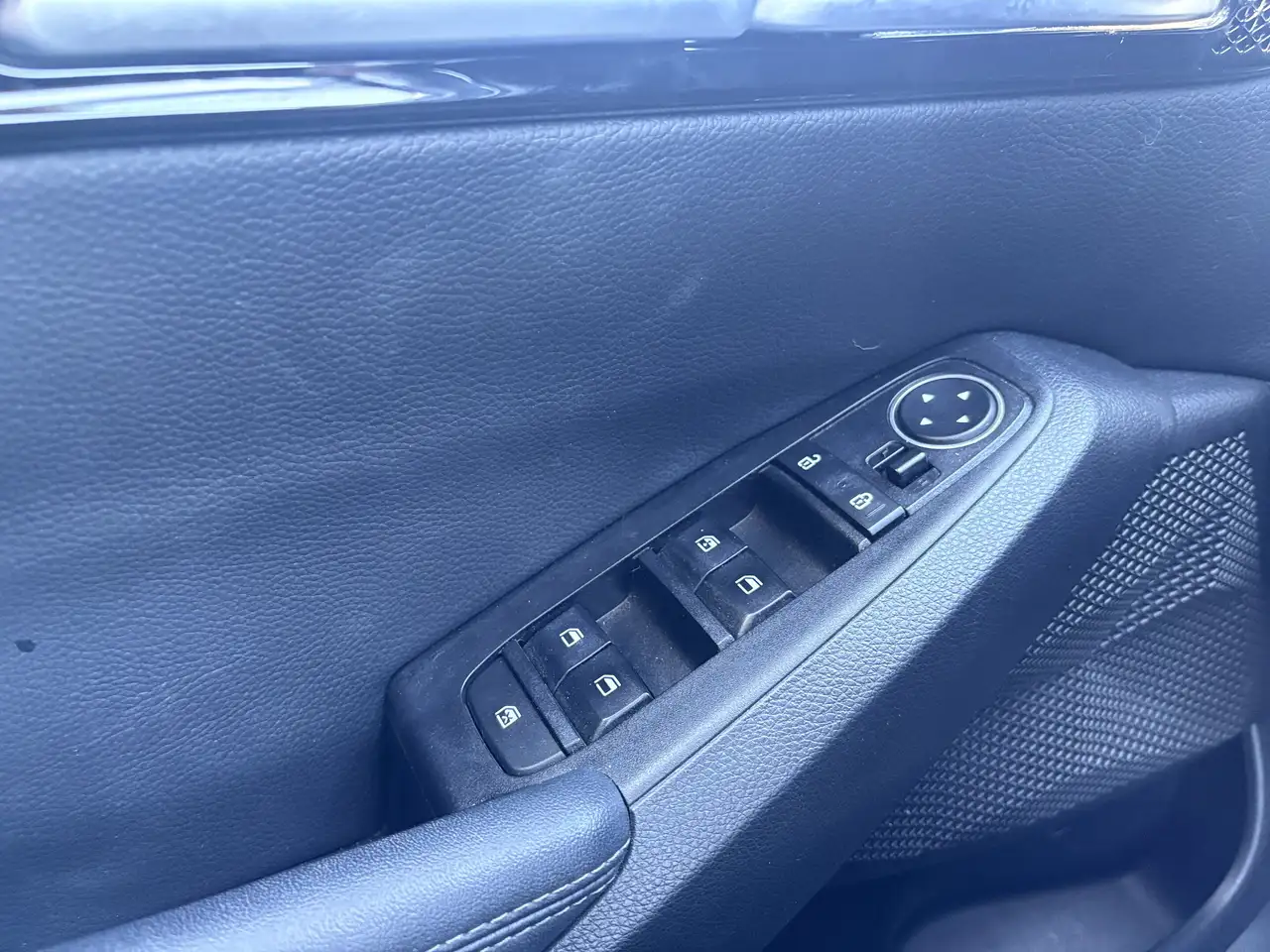 Kia Seltos снимка Kia Seltos