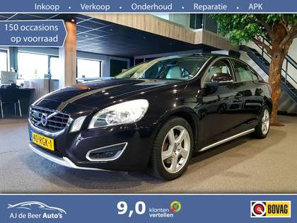 Volvo S60 2.0T 200pk Intro Edition Lane-keeping | Dodehoek-d