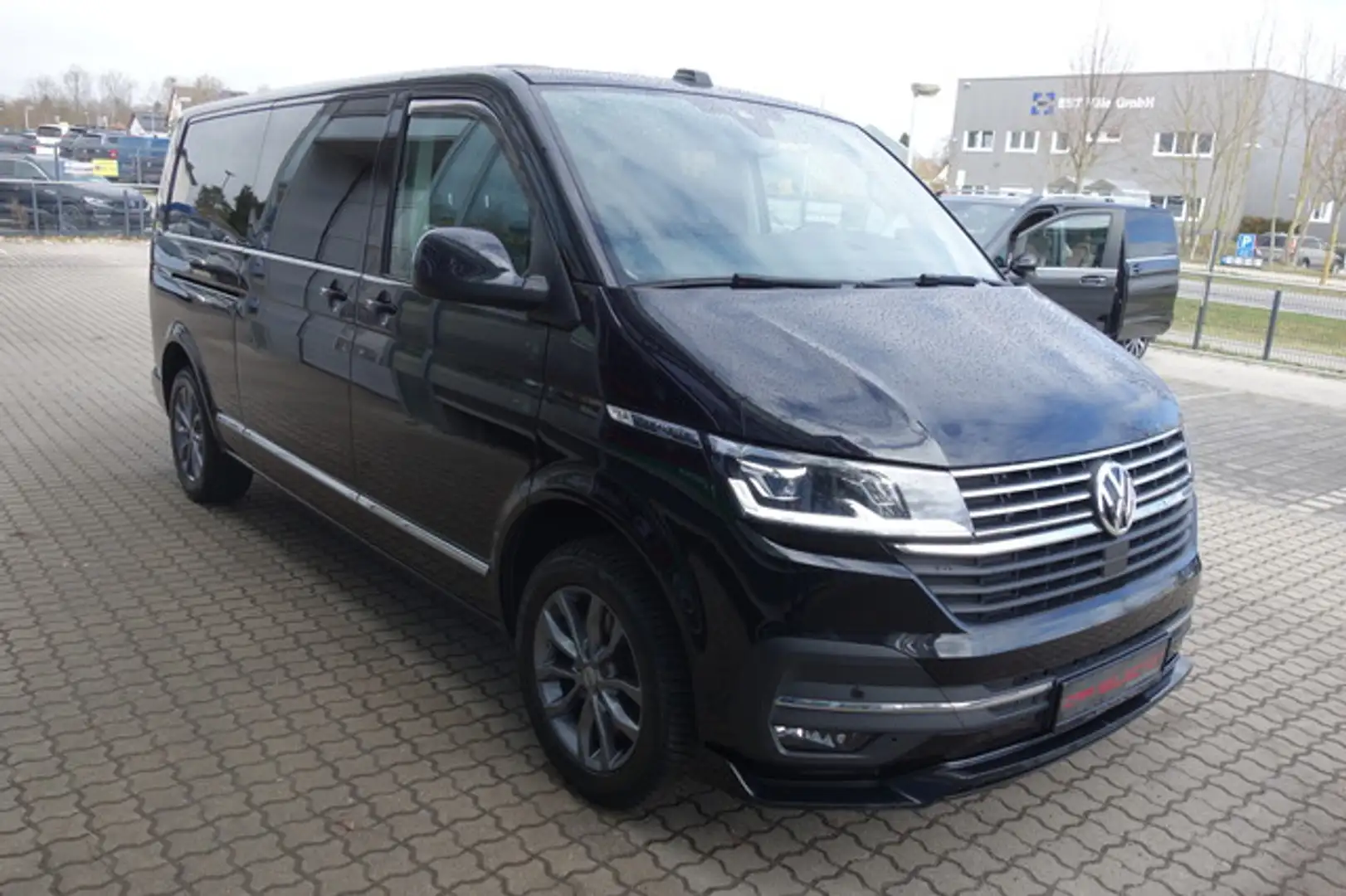 Volkswagen T6 Caravelle LANG 2+2+2+3 COMFORTL STDHZG/AHK/LED Negro - 2