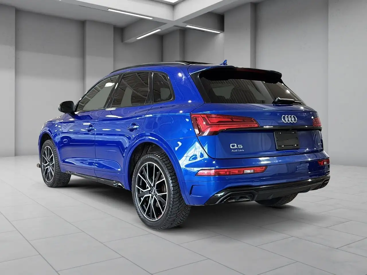 Audi Q5 снимка Audi Q5