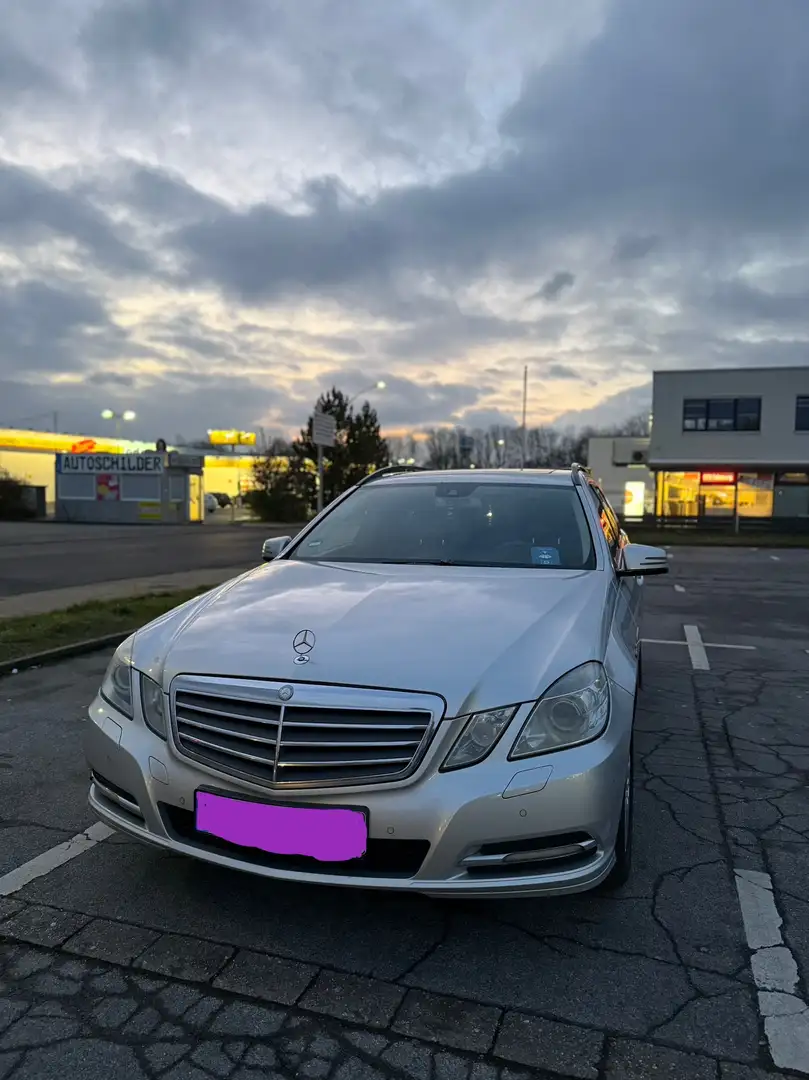 Mercedes-Benz E 220 T CDI Automatik Avantgarde DPF - 2