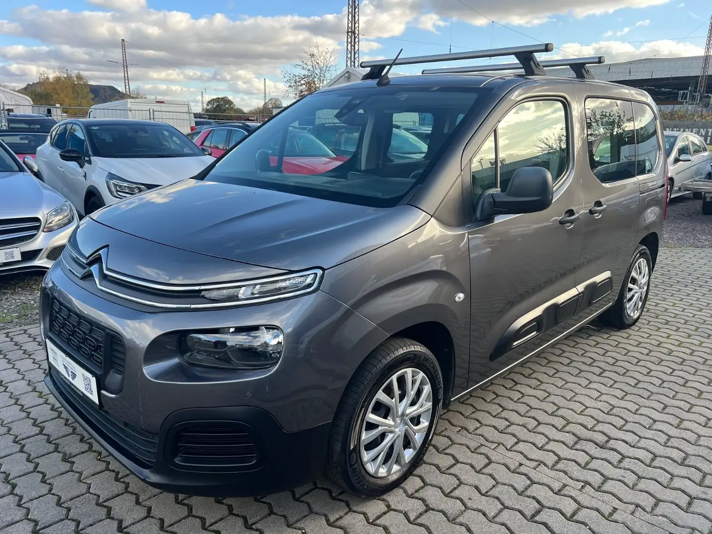 Citroen Berlingo BlueHDi 100 S&S FEEL M 3,99% Grau - 2