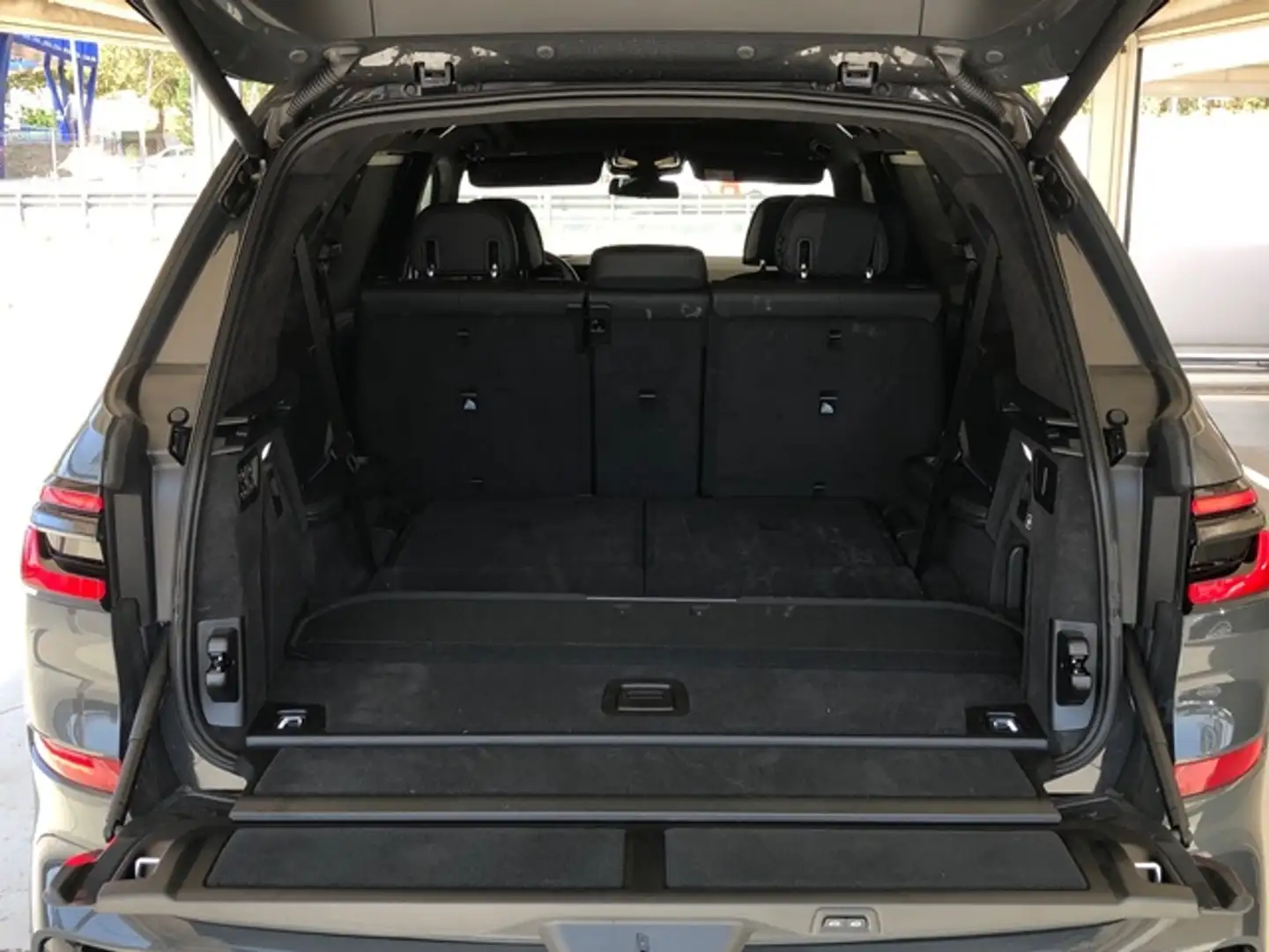 BMW X7 xDrive 40dA Gris - 2