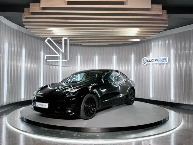 Tesla Model 3 Standard Range RWD Plus