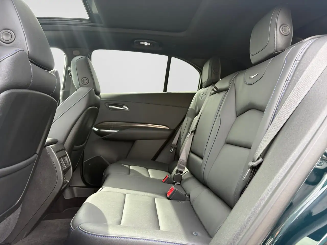 Cadillac XT4 снимка Cadillac XT4