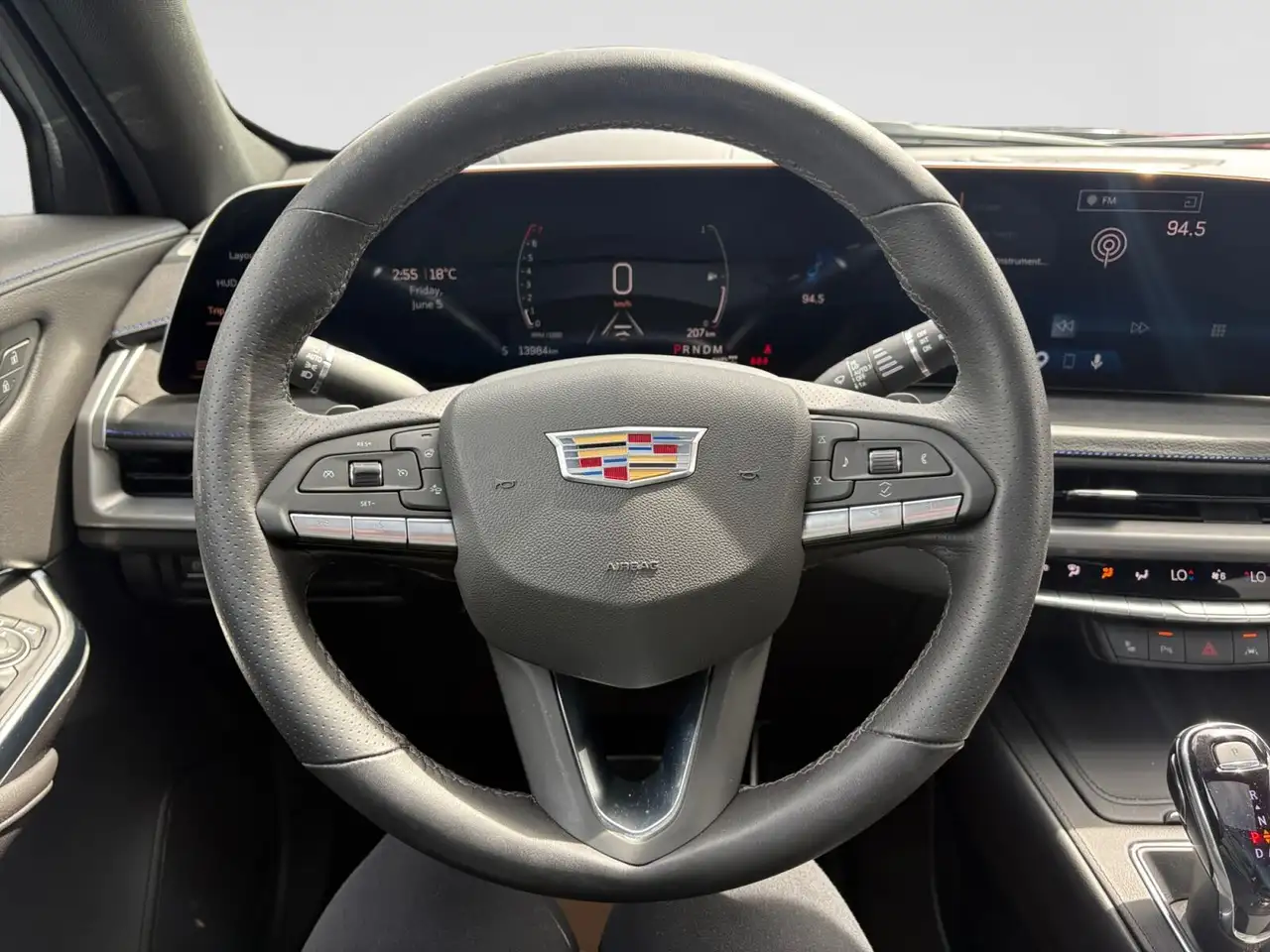 Cadillac XT4 снимка Cadillac XT4