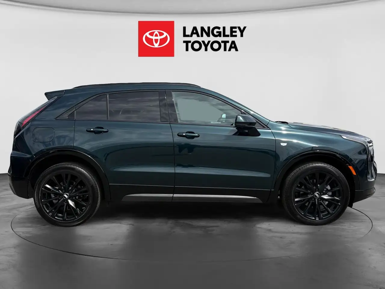 Cadillac XT4 снимка Cadillac XT4