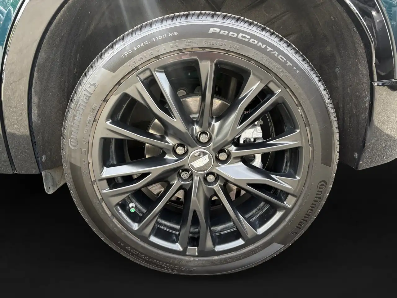 Cadillac XT4 снимка Cadillac XT4