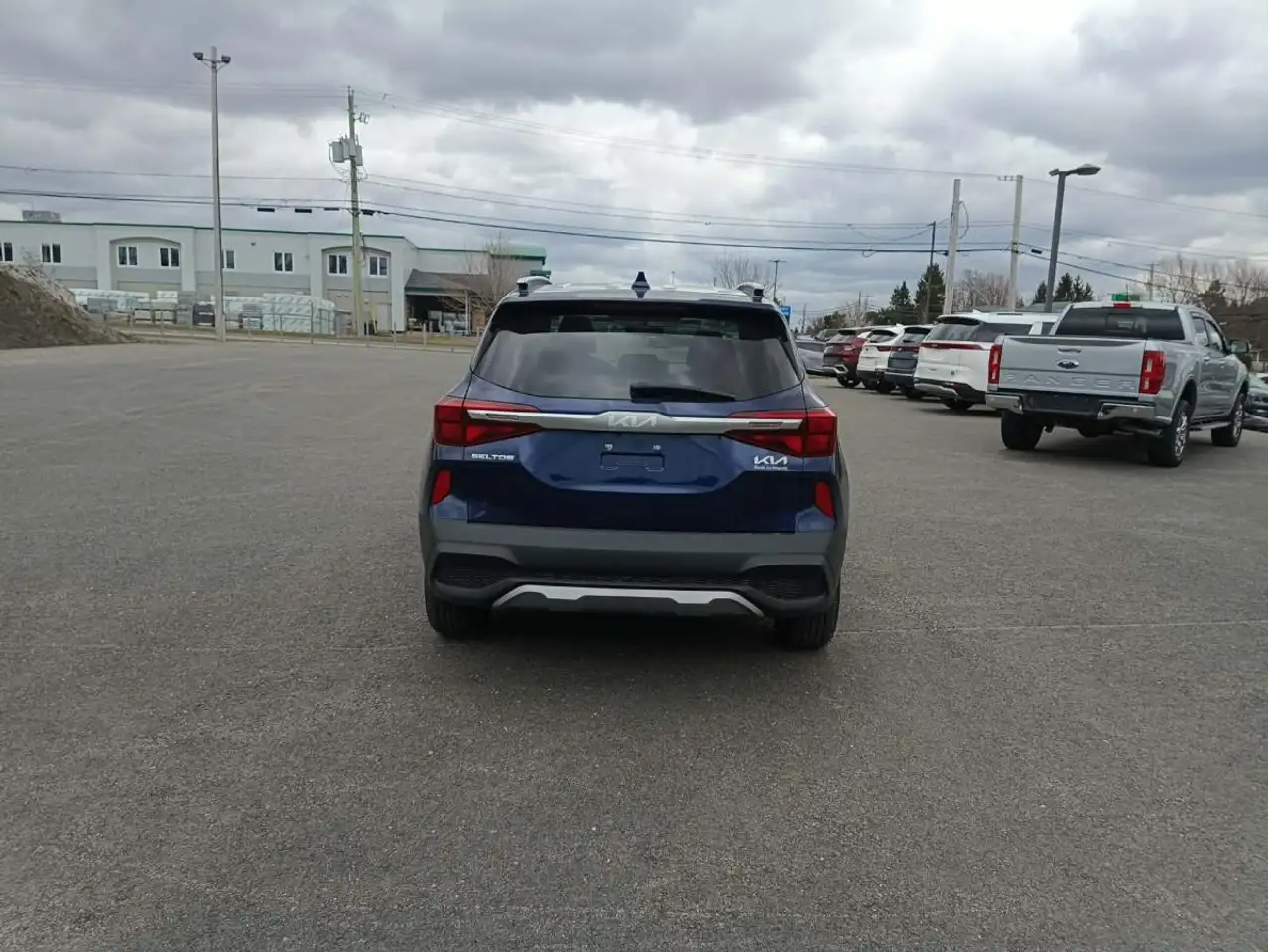 Kia Seltos снимка Kia Seltos