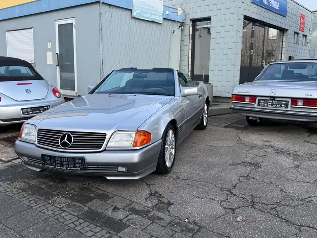Mercedes-Benz SL 320