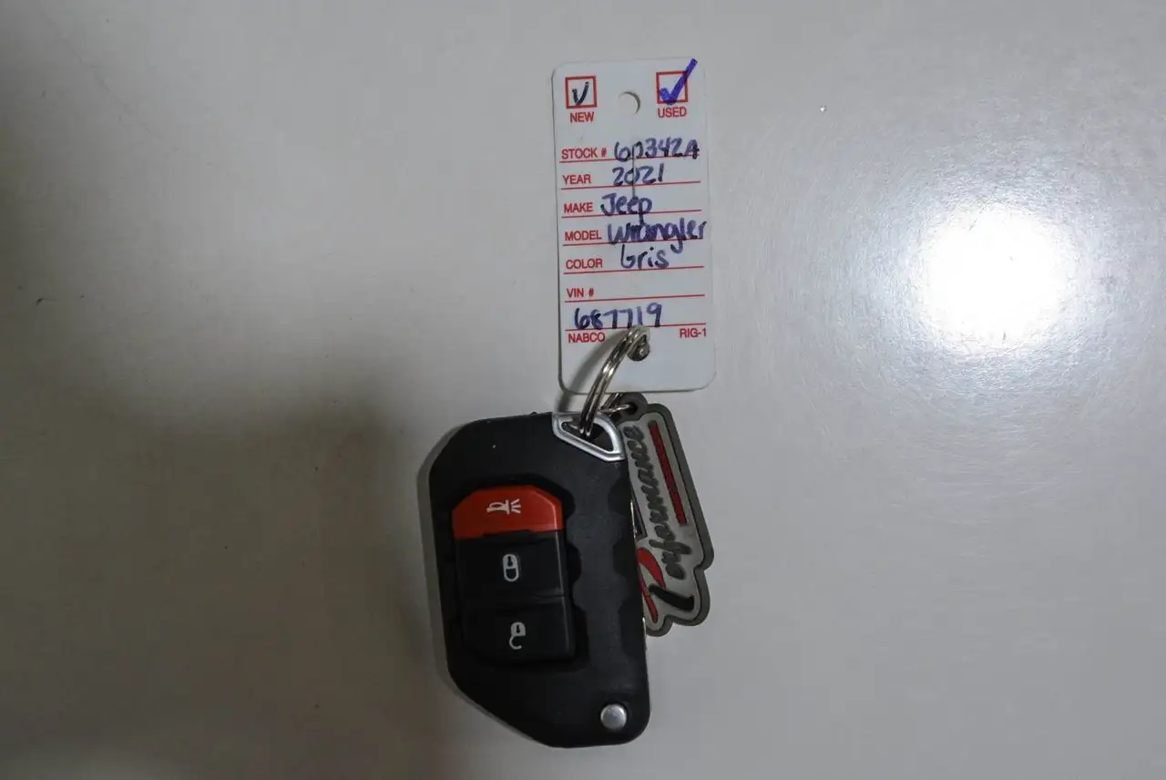 Jeep Wrangler снимка Jeep Wrangler