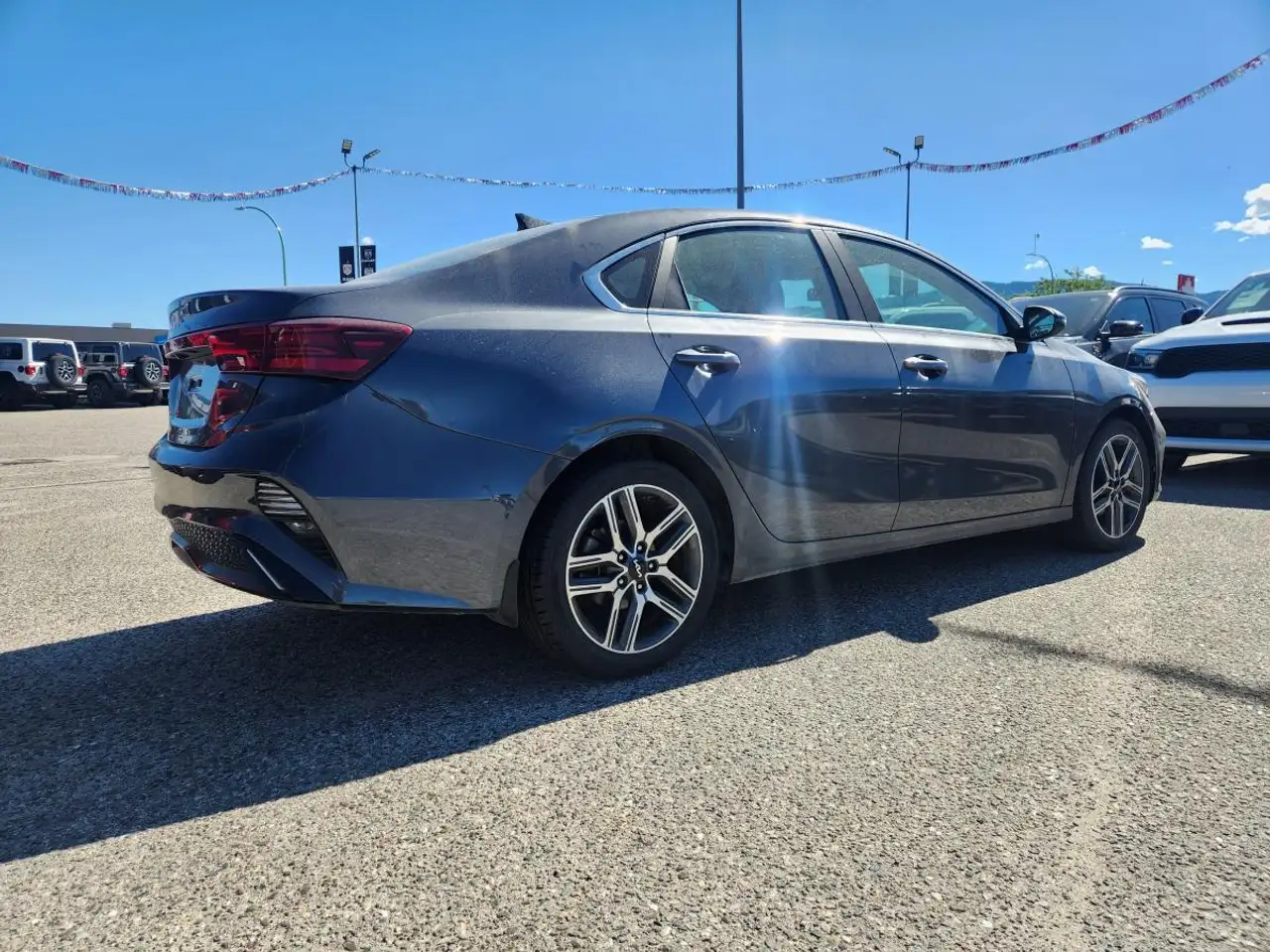 Kia Forte снимка Kia Forte