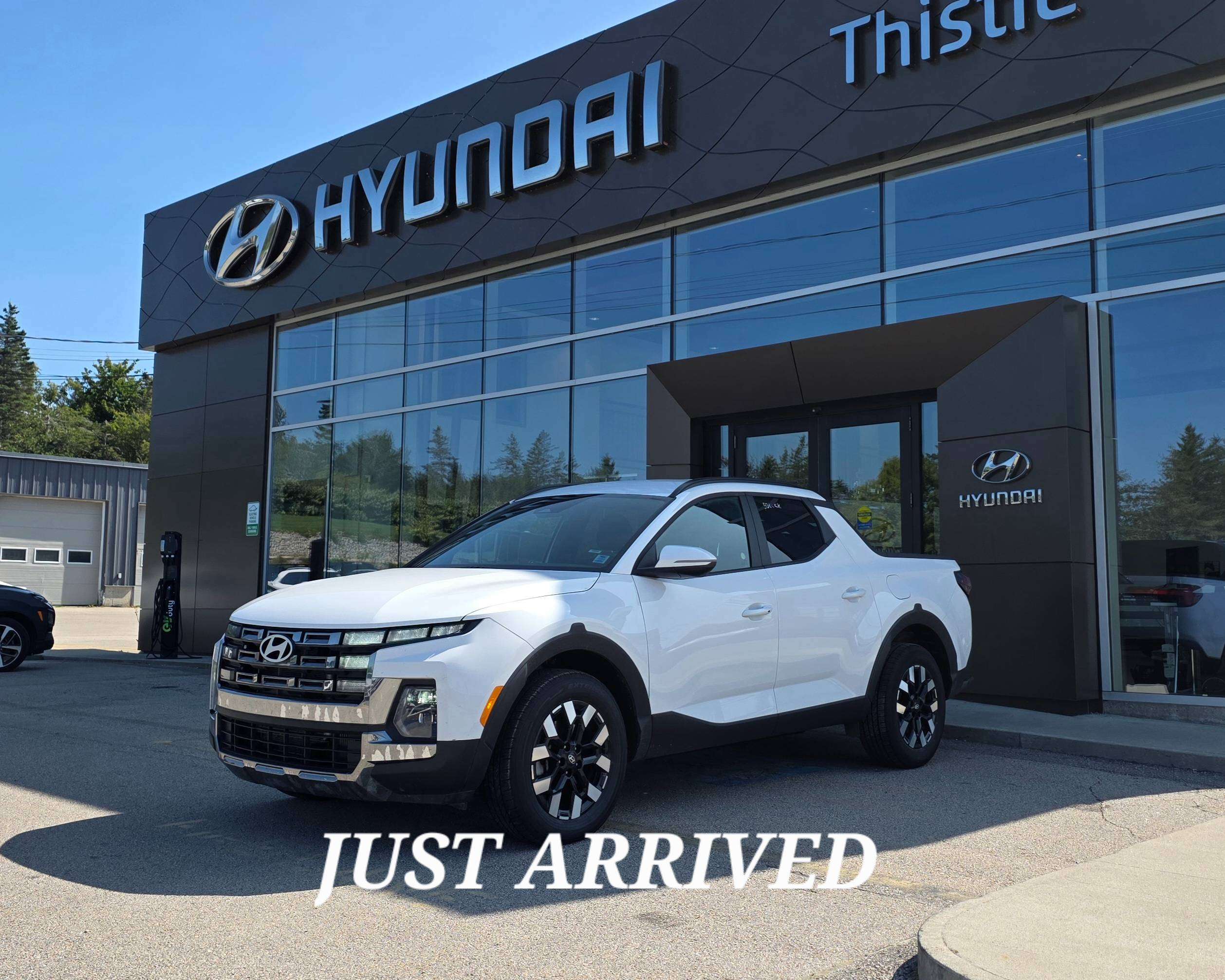  2025 Hyundai Santa Cruz Pickup Truck  8-Speed Automatic