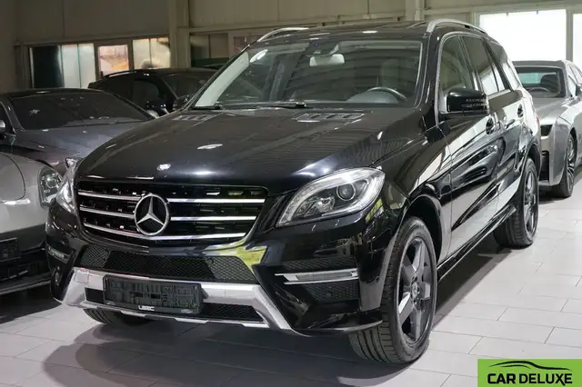 Mercedes-Benz ML 250 CDI BT*AMG*GLASDACH*ALCANTARA*AHK*