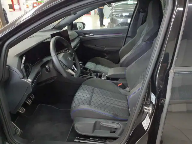 Volkswagen Golf view 7