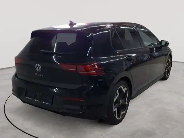 Volkswagen Golf view 4