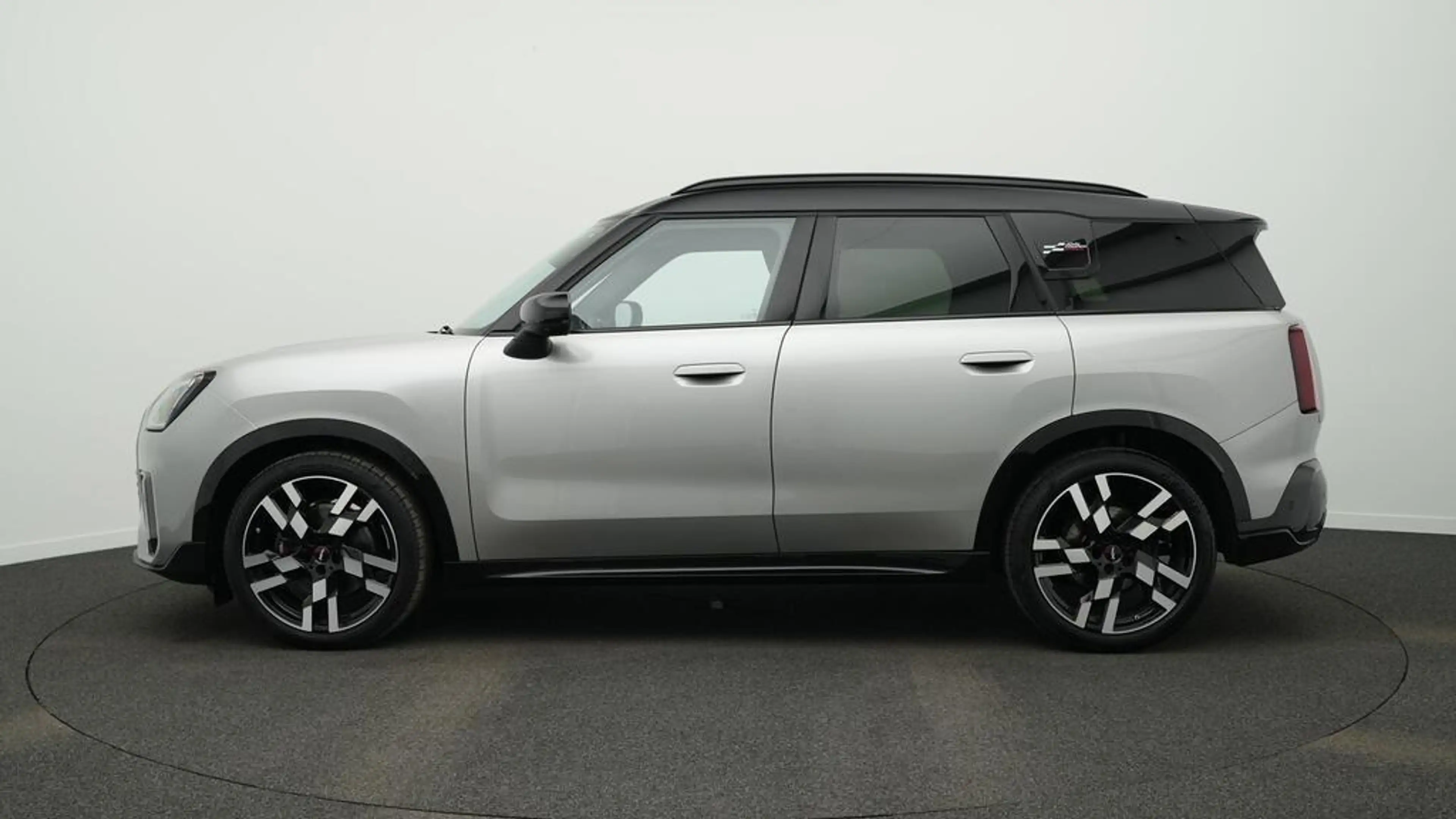MINI Countryman D John Cooper Works Trim — photo 2