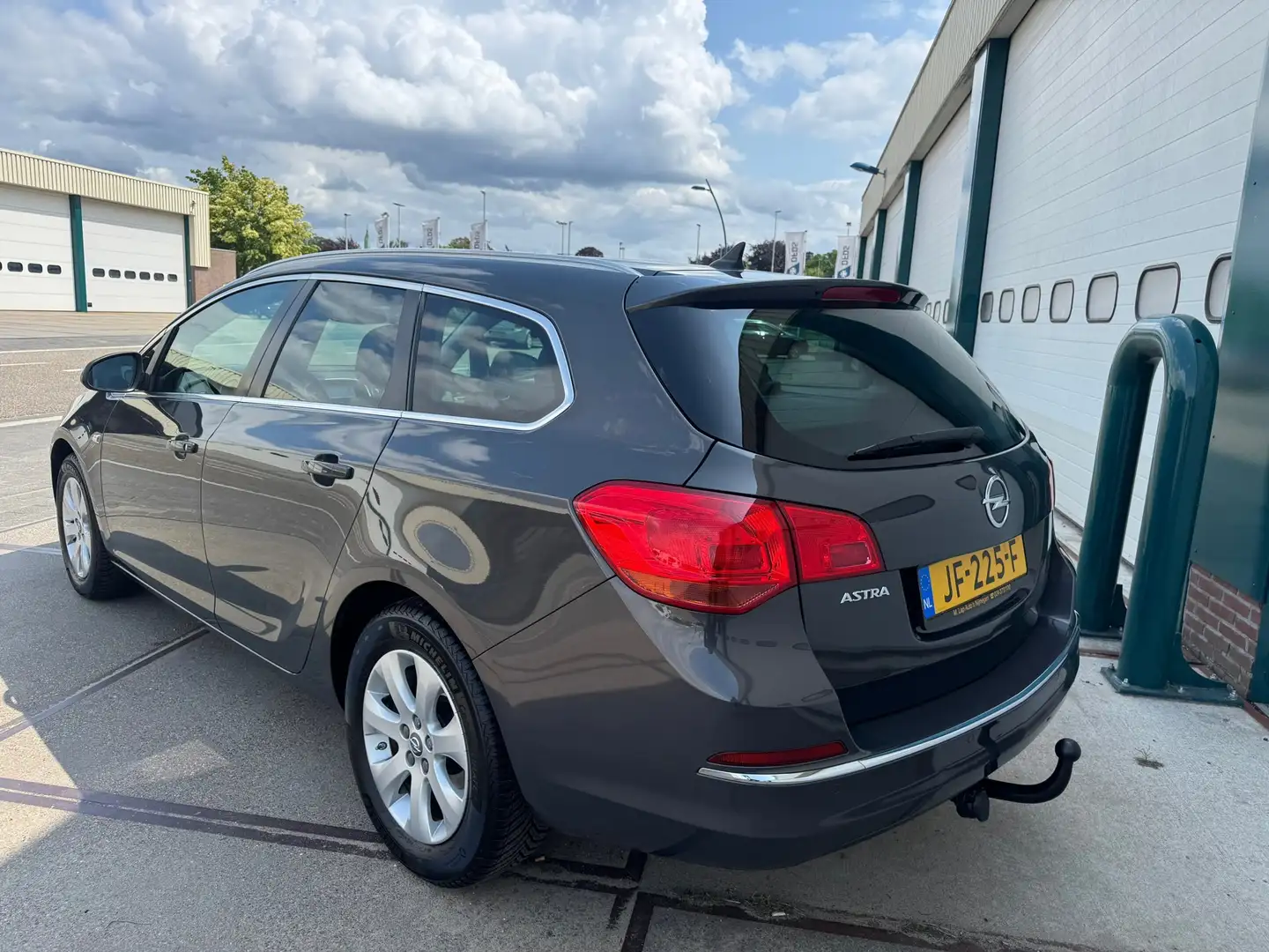 Opel Astra Sports Tourer 1.4 Turbo Edition Nieuwst. Origin. 1 Gris - 2