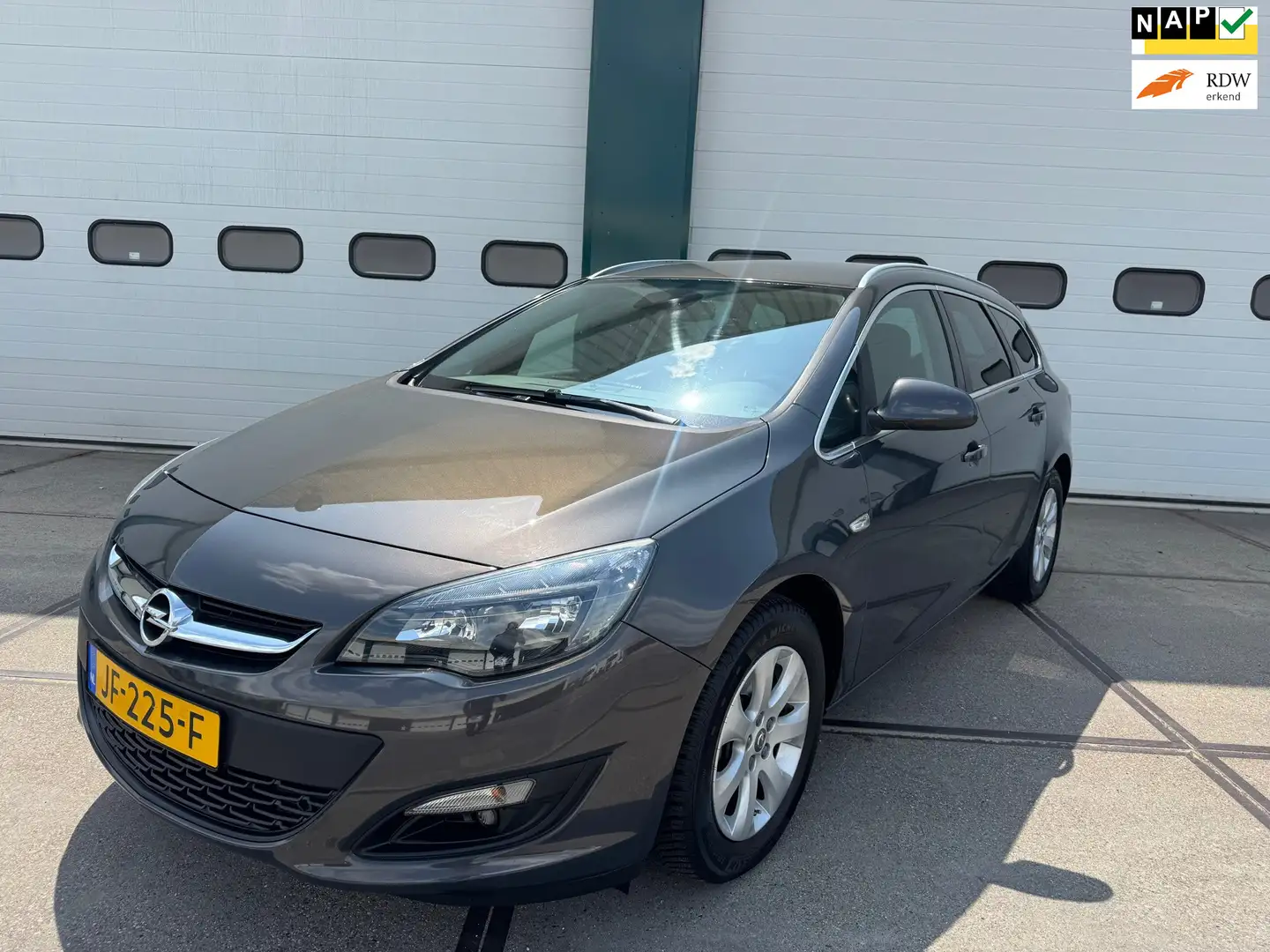 Opel Astra Sports Tourer 1.4 Turbo Edition Nieuwst. Origin. 1 Gris - 1