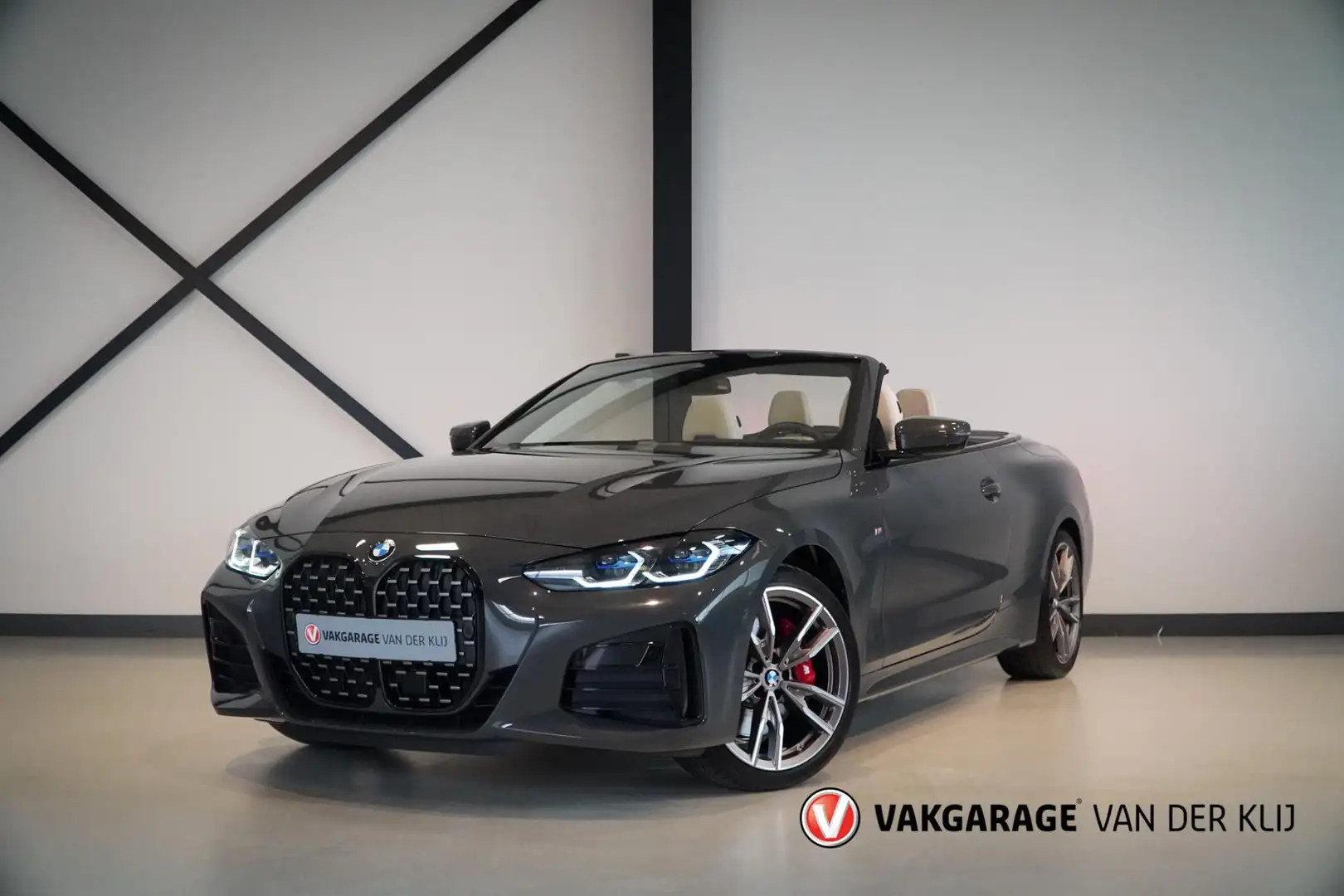 BMW 440 4-serie Cabrio M440i xDrive M-Sport | Widescreen | Grijs - 1