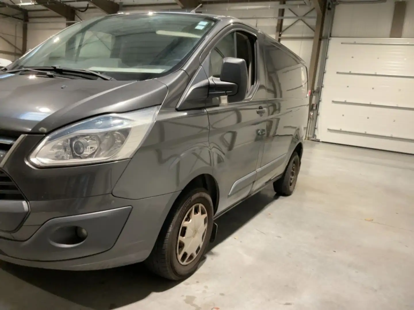 Ford Transit FT 330 L1 Chasis Ambiente Tr. Tra. 125 Gris - 2
