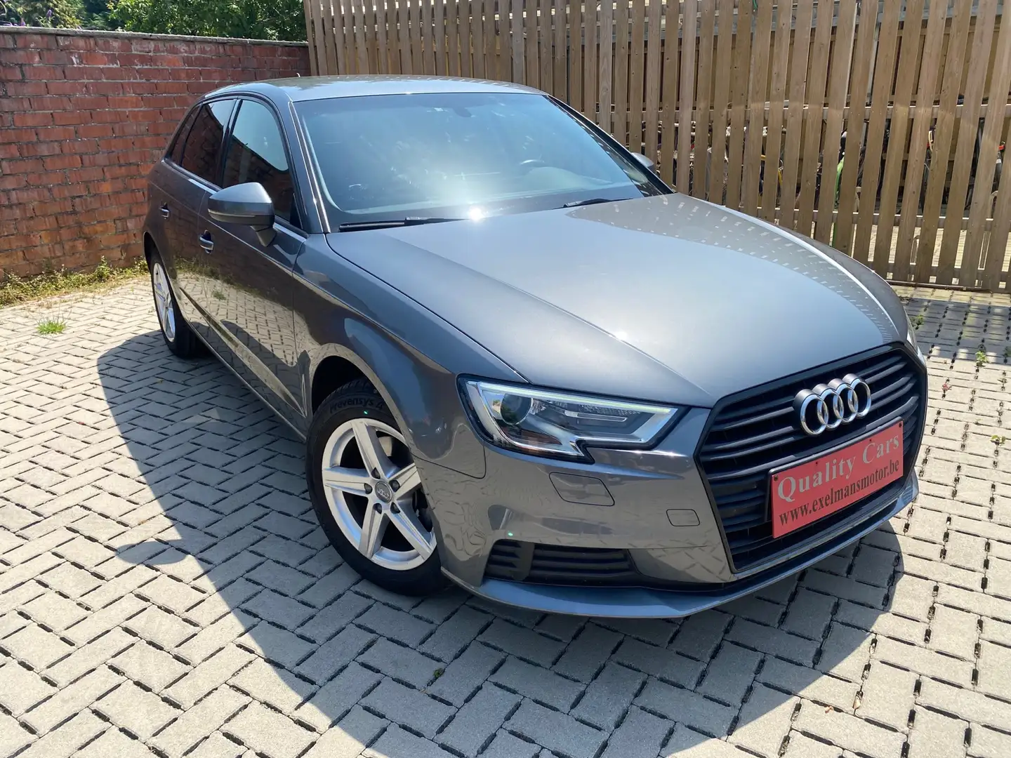 Audi A3 1.0 Tfsi Grijs - 2