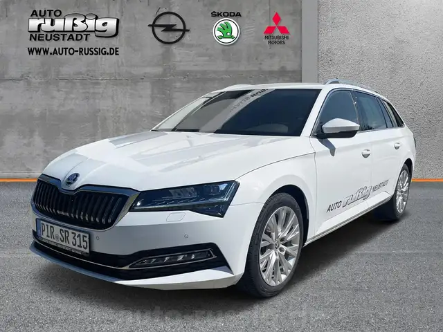 Skoda Superb Combi 2.0 TDI 7 Gang DSG,NAVI,Kamera,AHZV