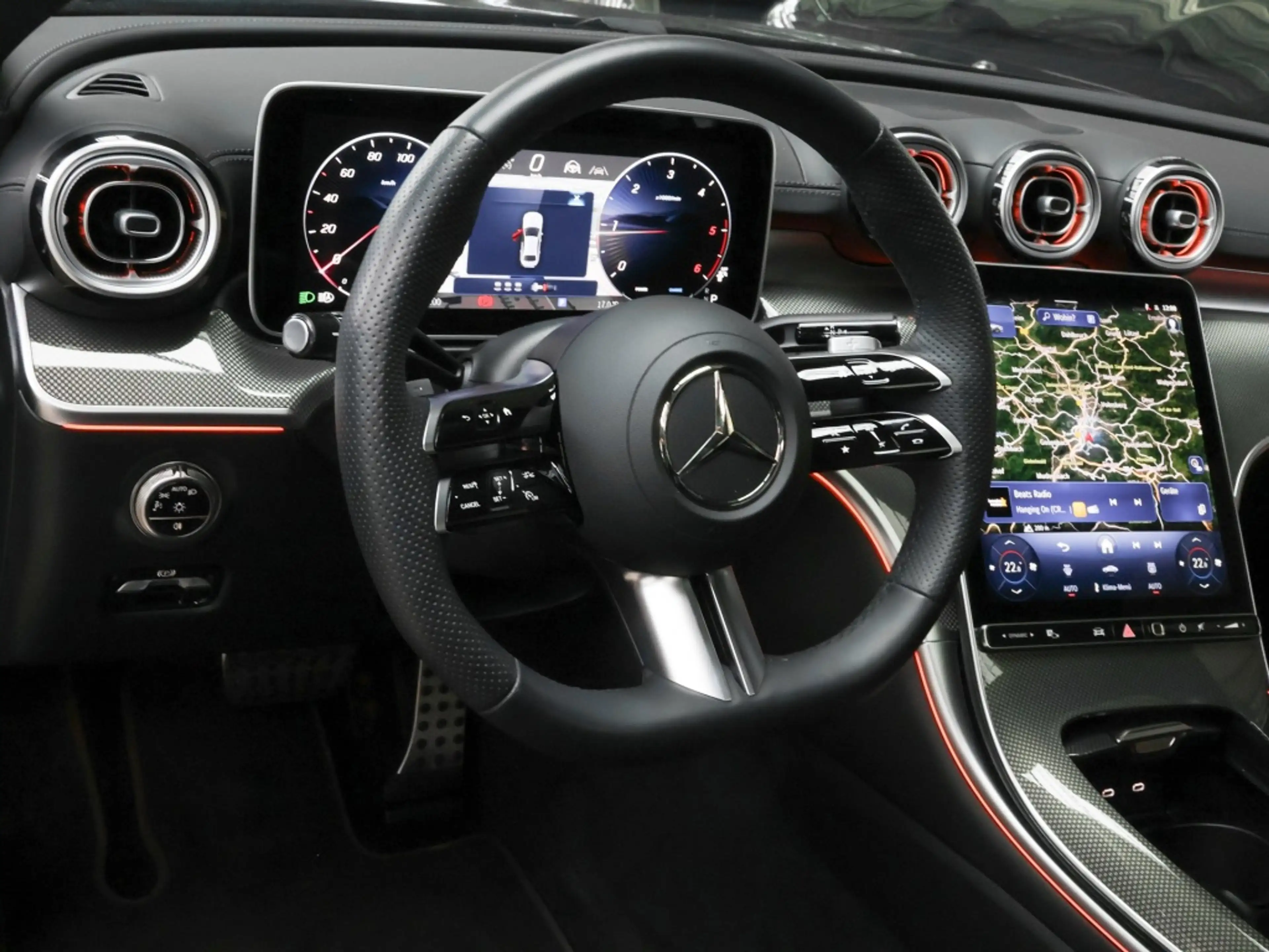 Mercedes-Benz C 300 d 4M AMG-Sport/360/Pano/Burm/AHK/Distr/18" — photo 15