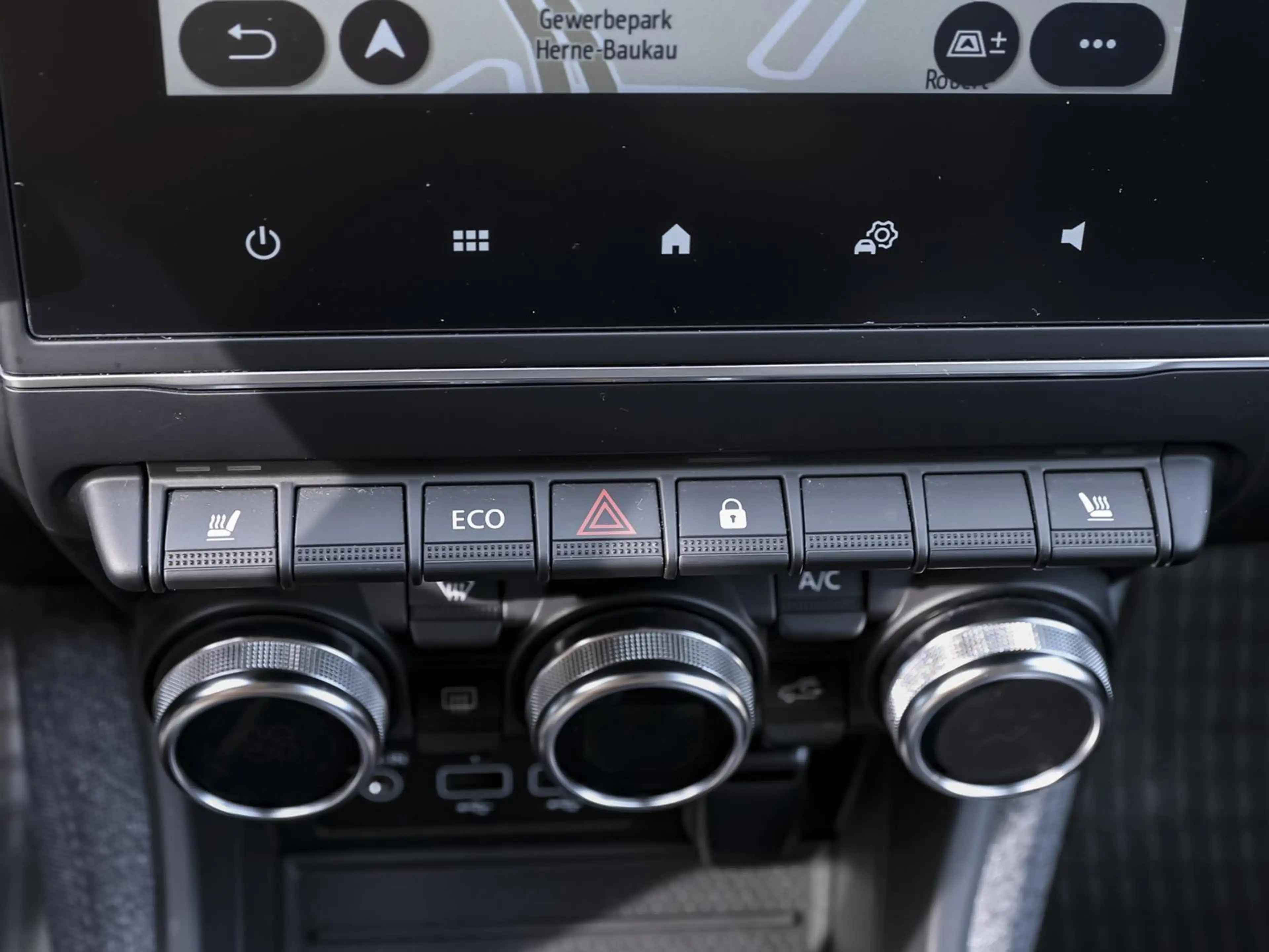 Renault ZOE E-Tech EV50 135 PDC RFK SHZ LRH GJR NAVI — photo 12