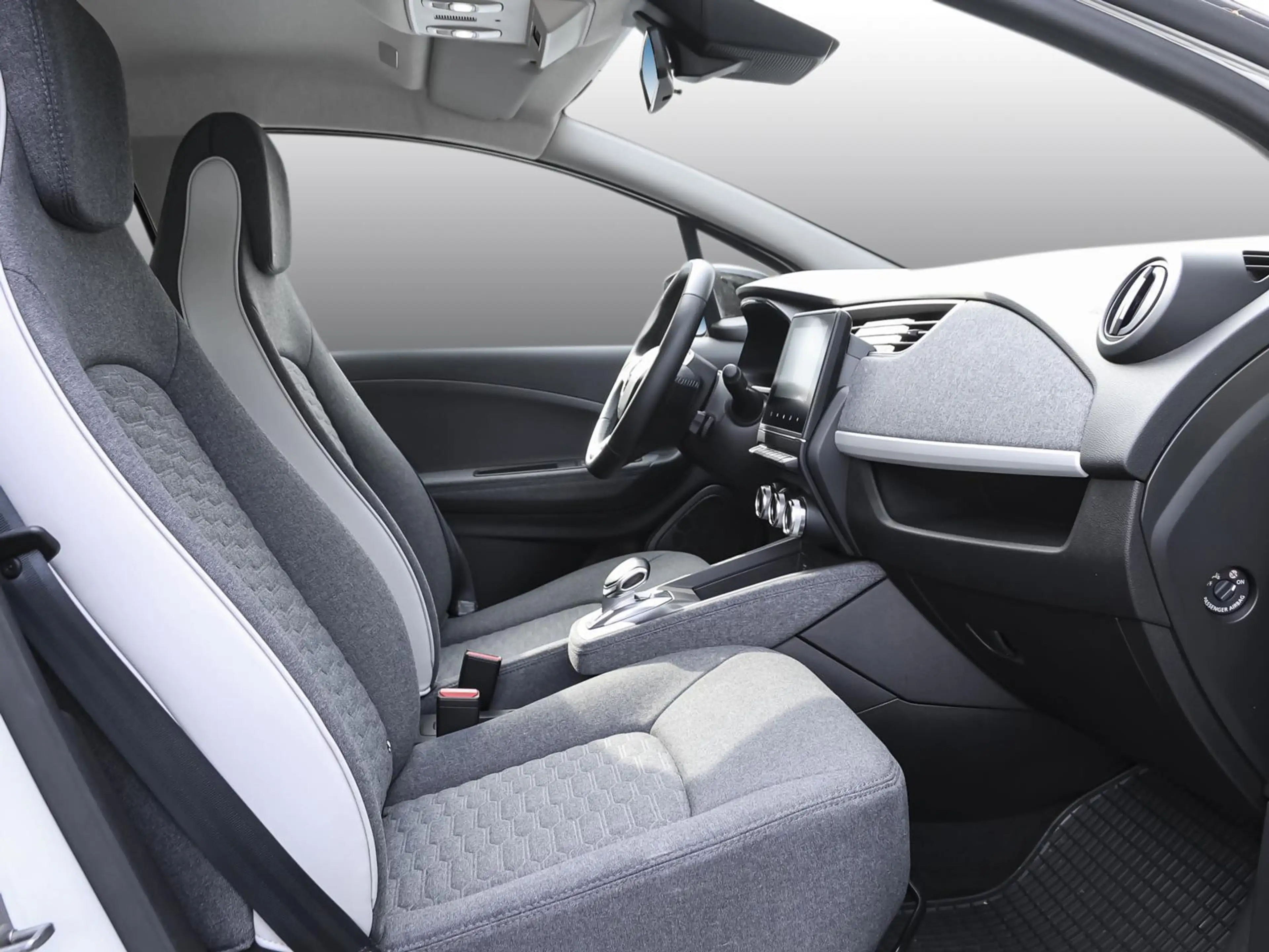 Renault ZOE E-Tech EV50 135 PDC RFK SHZ LRH GJR NAVI — photo 3