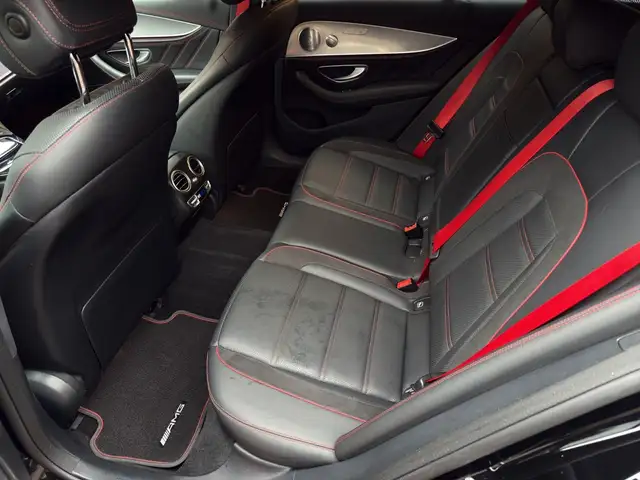 Mercedes-Benz E-Class view 14
