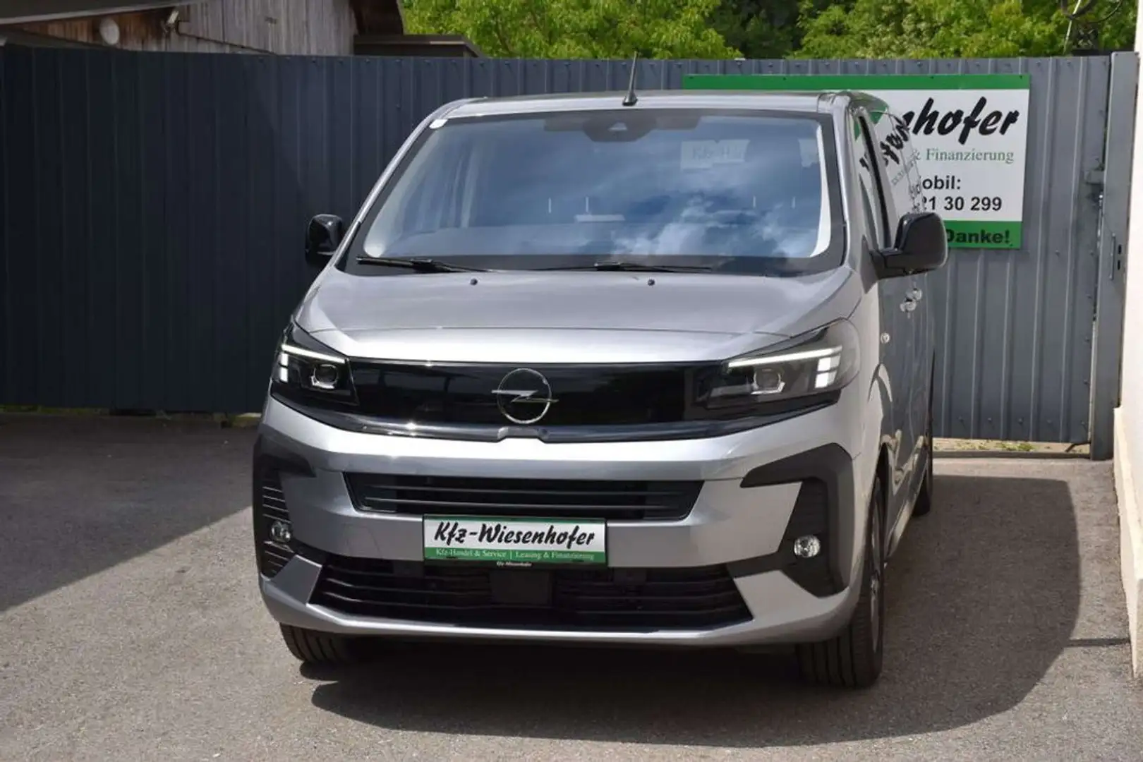 Opel Zafira GS XL (L3) / Neuwagen / LED/ Leder/ 8 Sitze Grijs - 2