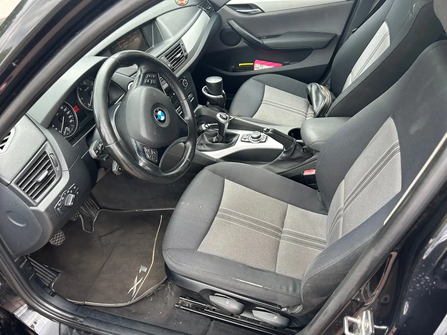 BMW X1 X1 2.0 d xDrive18 Noir - 2