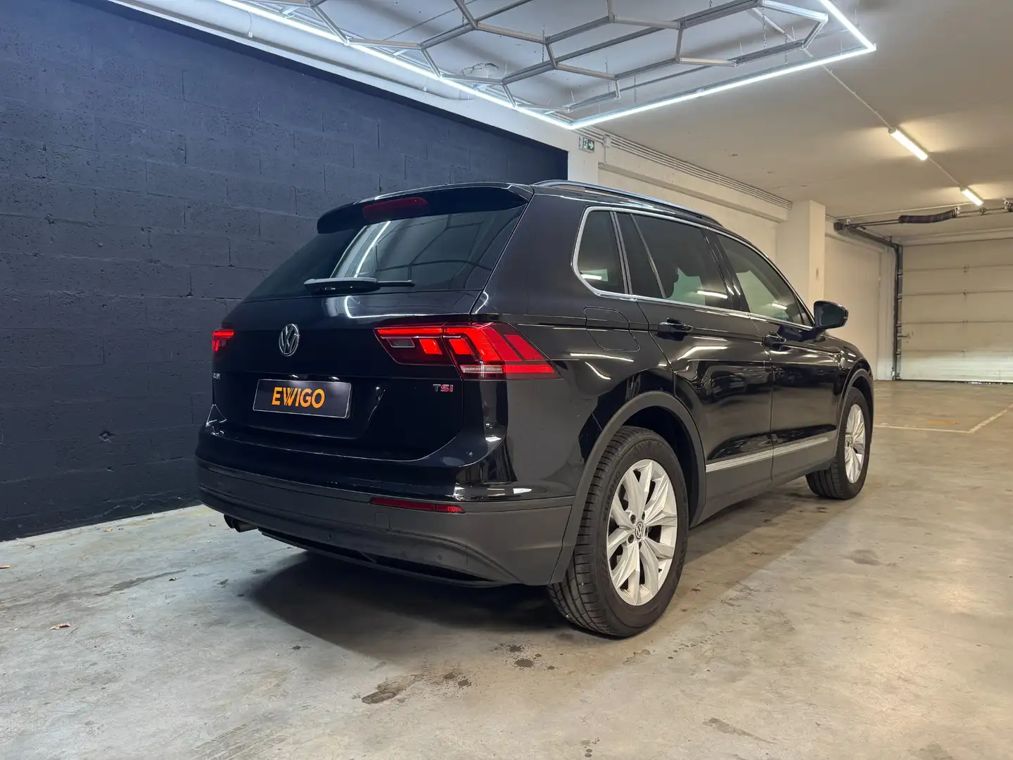 Volkswagen Tiguan 1.4 TSI 150 ACT CONFORTLINE DSG CARPLAY CAMÉRA DE RECUL - 2