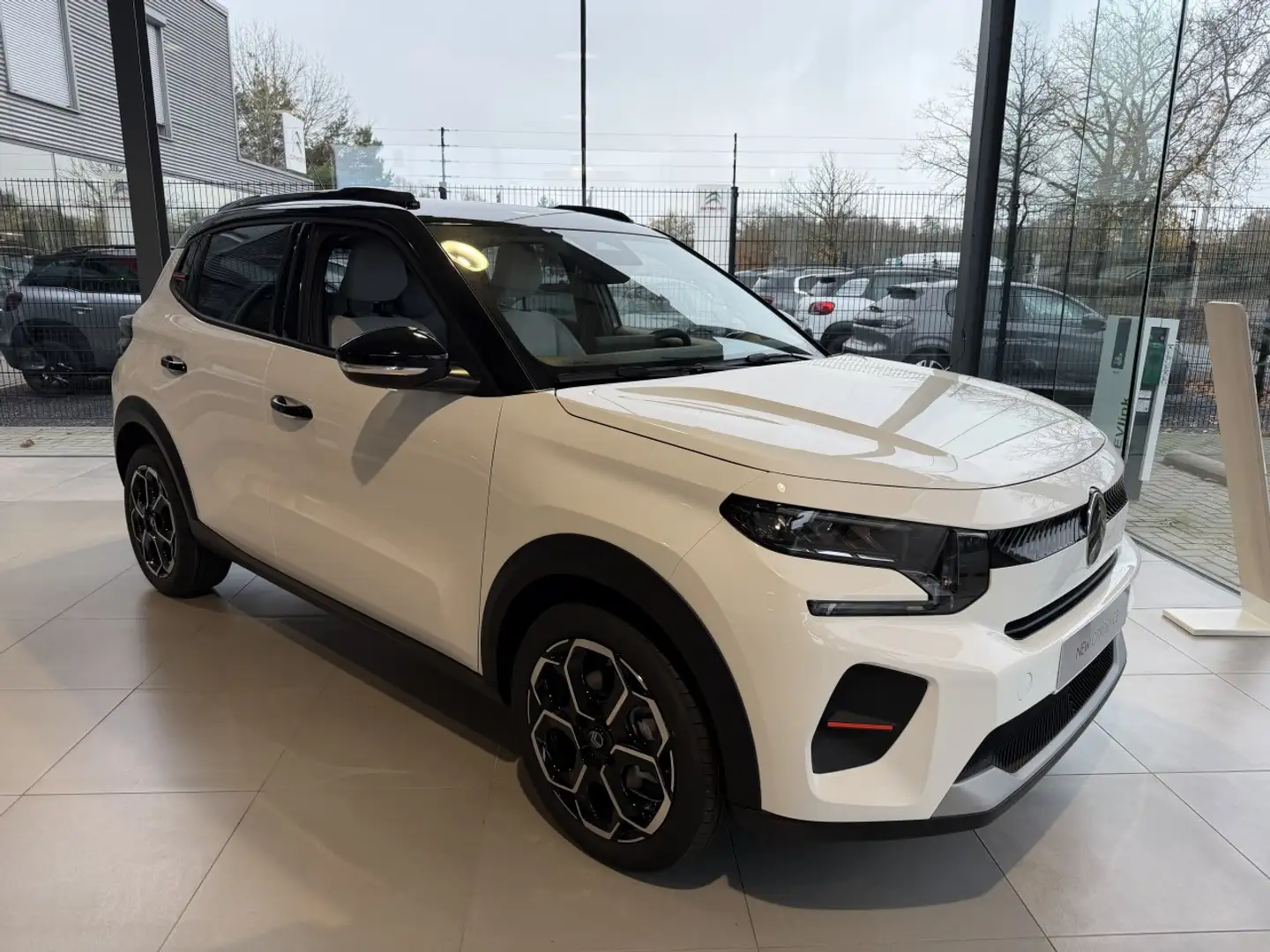 Citroen C3 1.2 Turbo 100 MAX Wit - 1