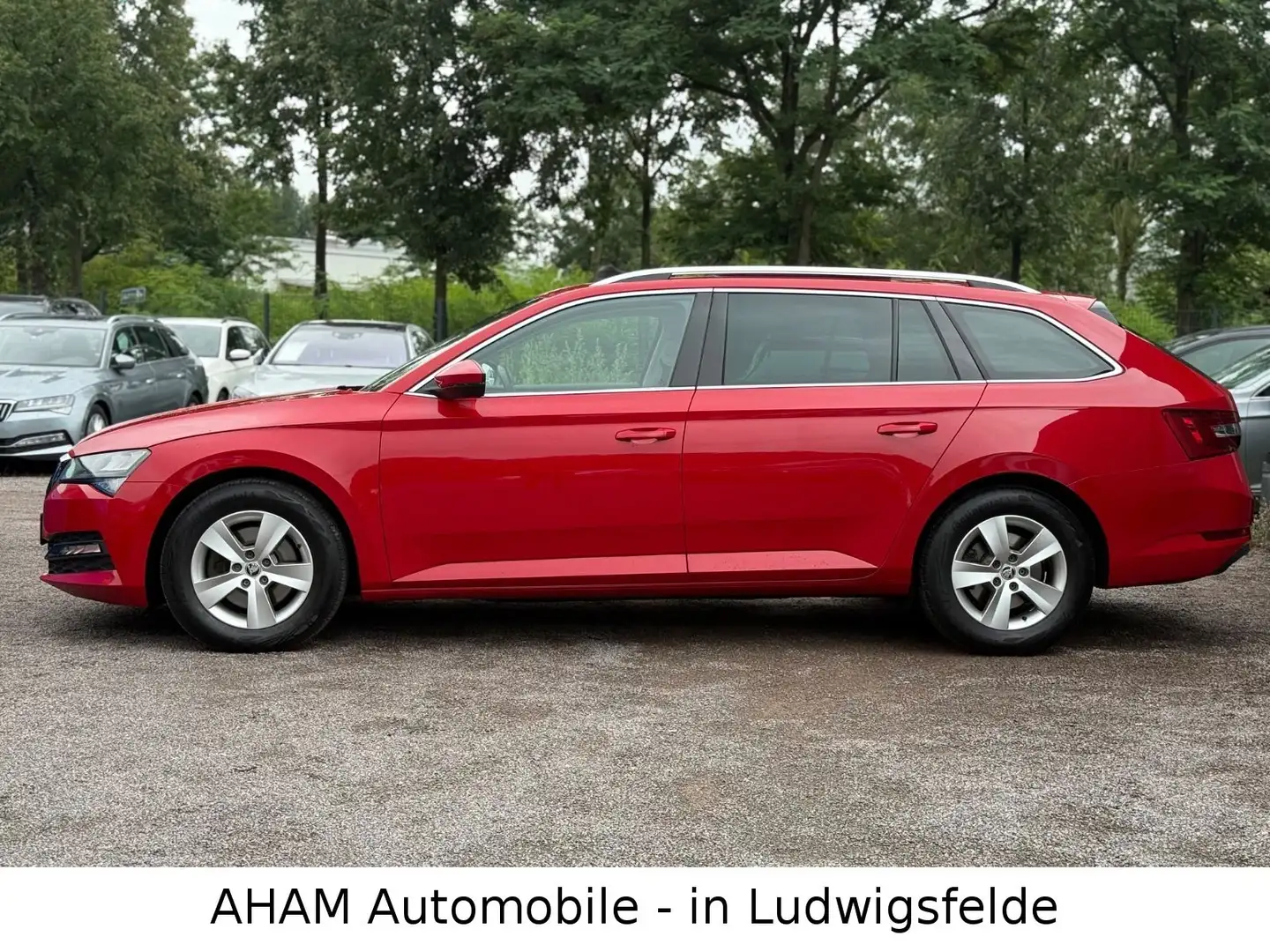 Skoda Superb Combi Ambition|PANO|VIRTUAL|AHK|ACC|LANE Rot - 2
